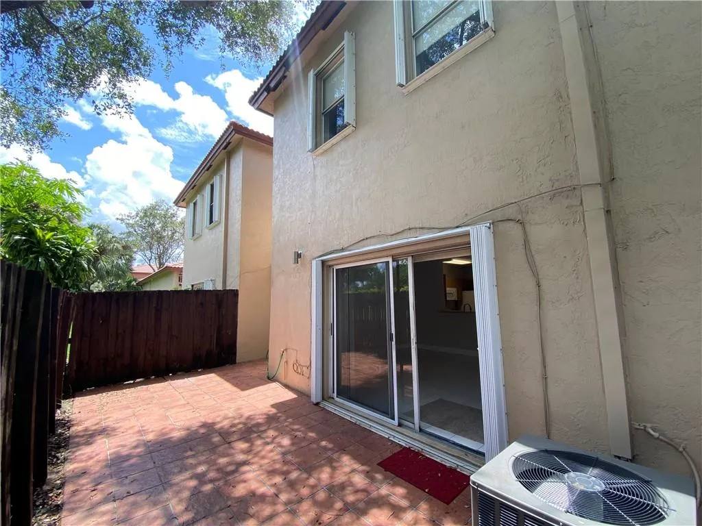 16045 EMERALD COVE RD, #16045