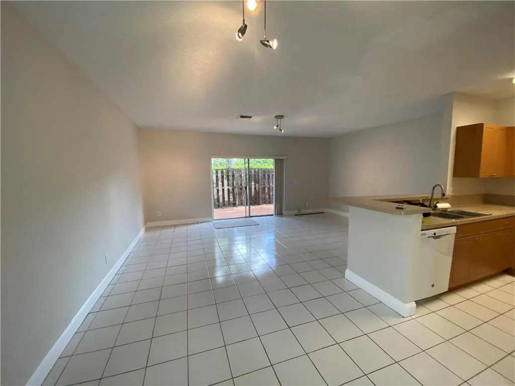 16045 EMERALD COVE RD, #16045