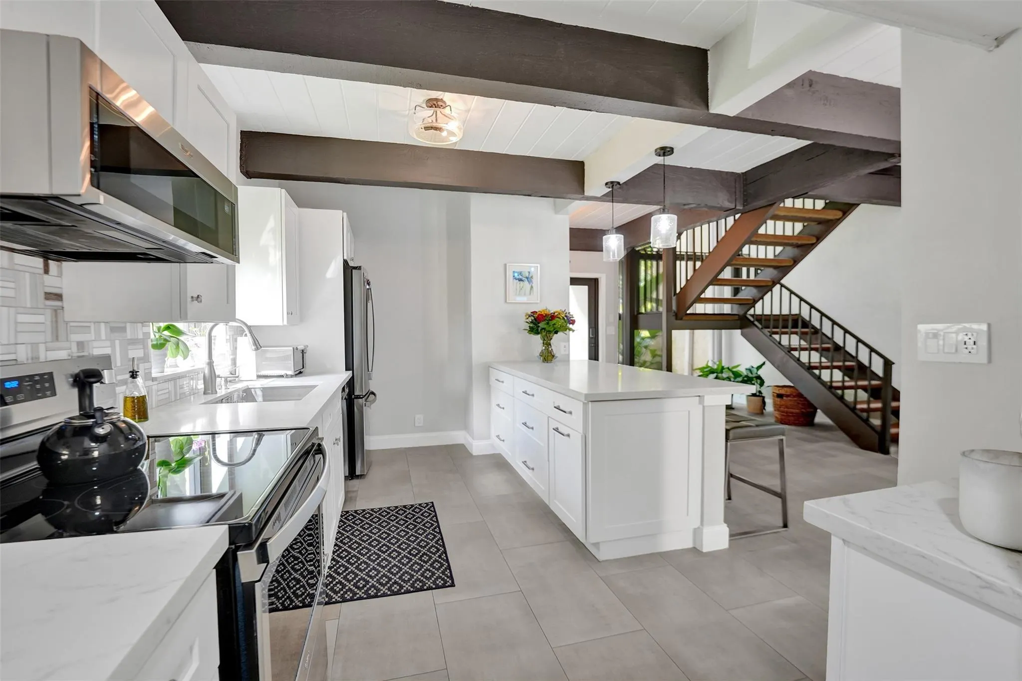 700 E COCO PLUM CR, #8