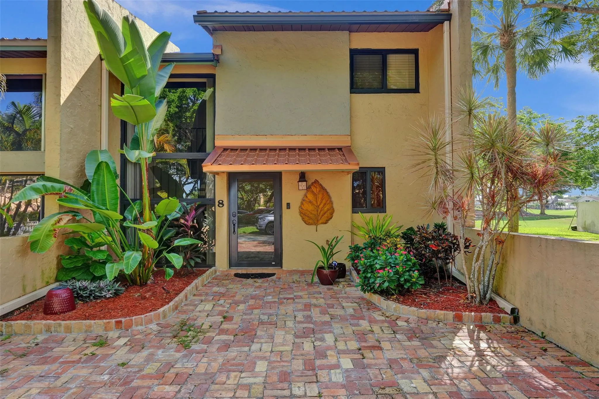 700 E COCO PLUM CR, #8