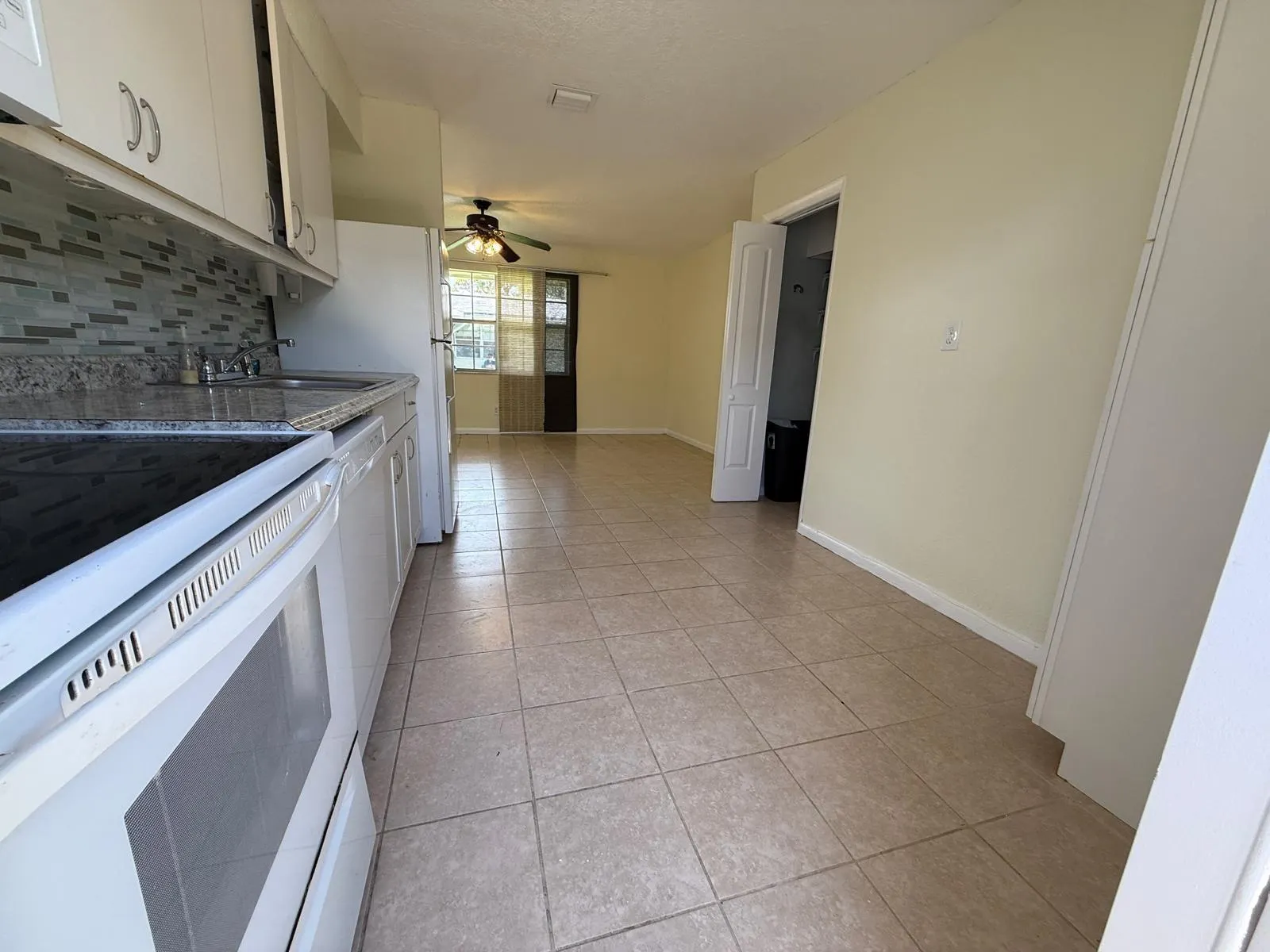 634 SW 4th Ave, #B
