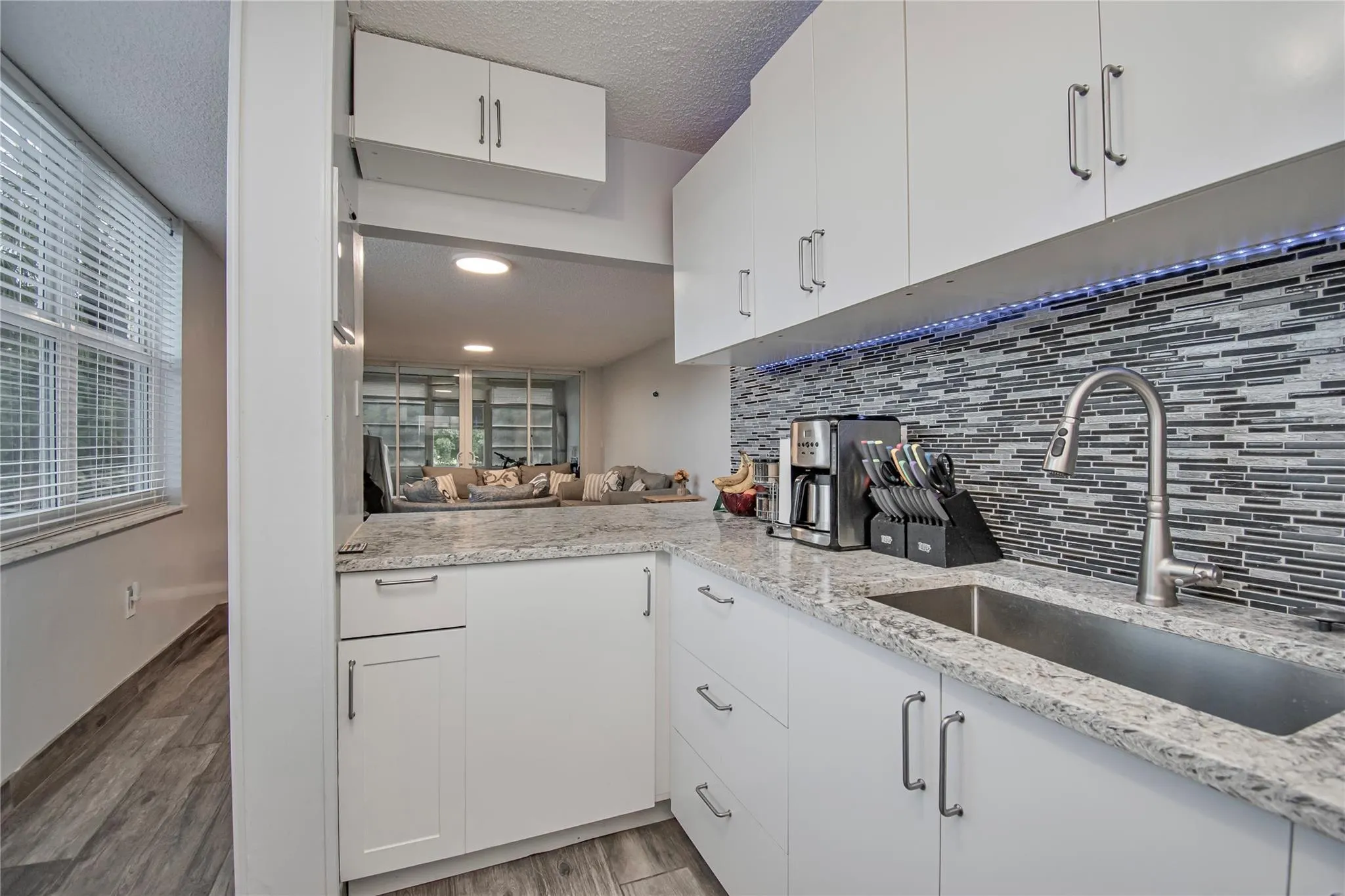 9410 Tangerine Pl, #207
