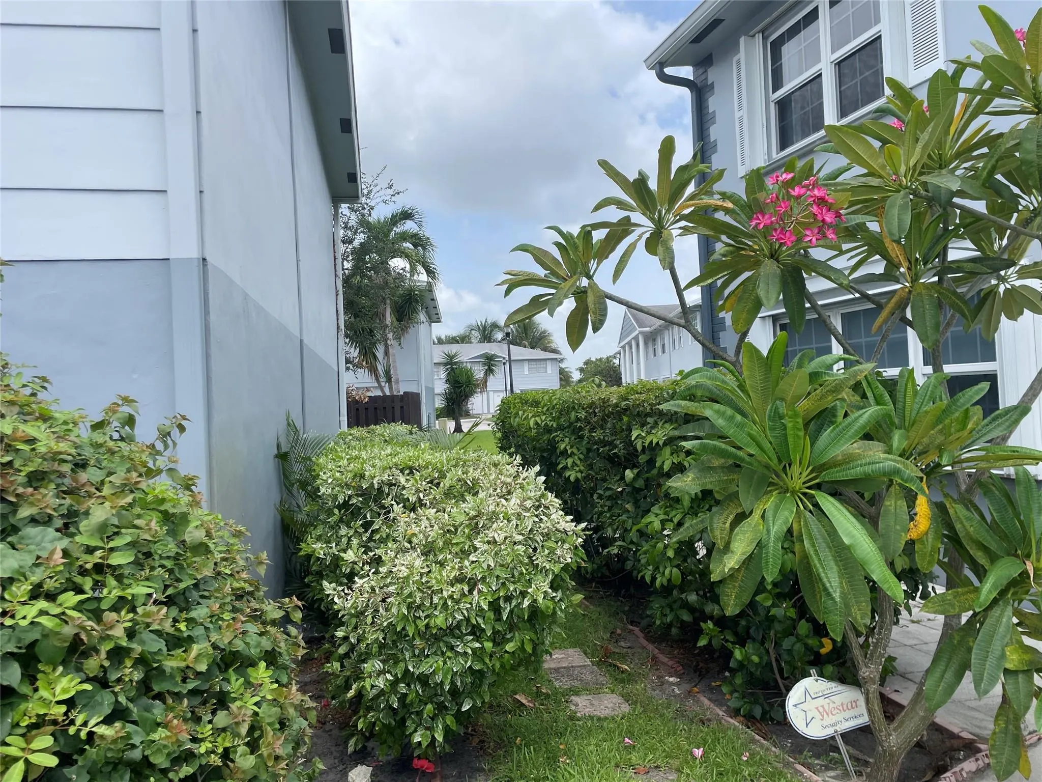 1775 SW 81st Way