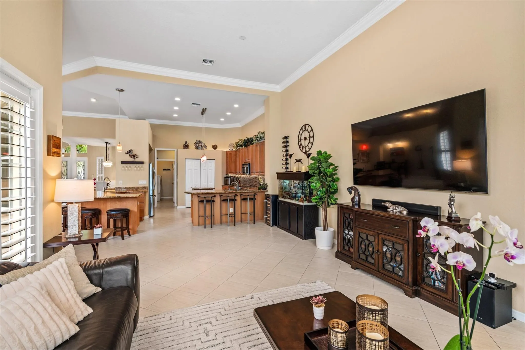 8284 S Lake Forest Dr
