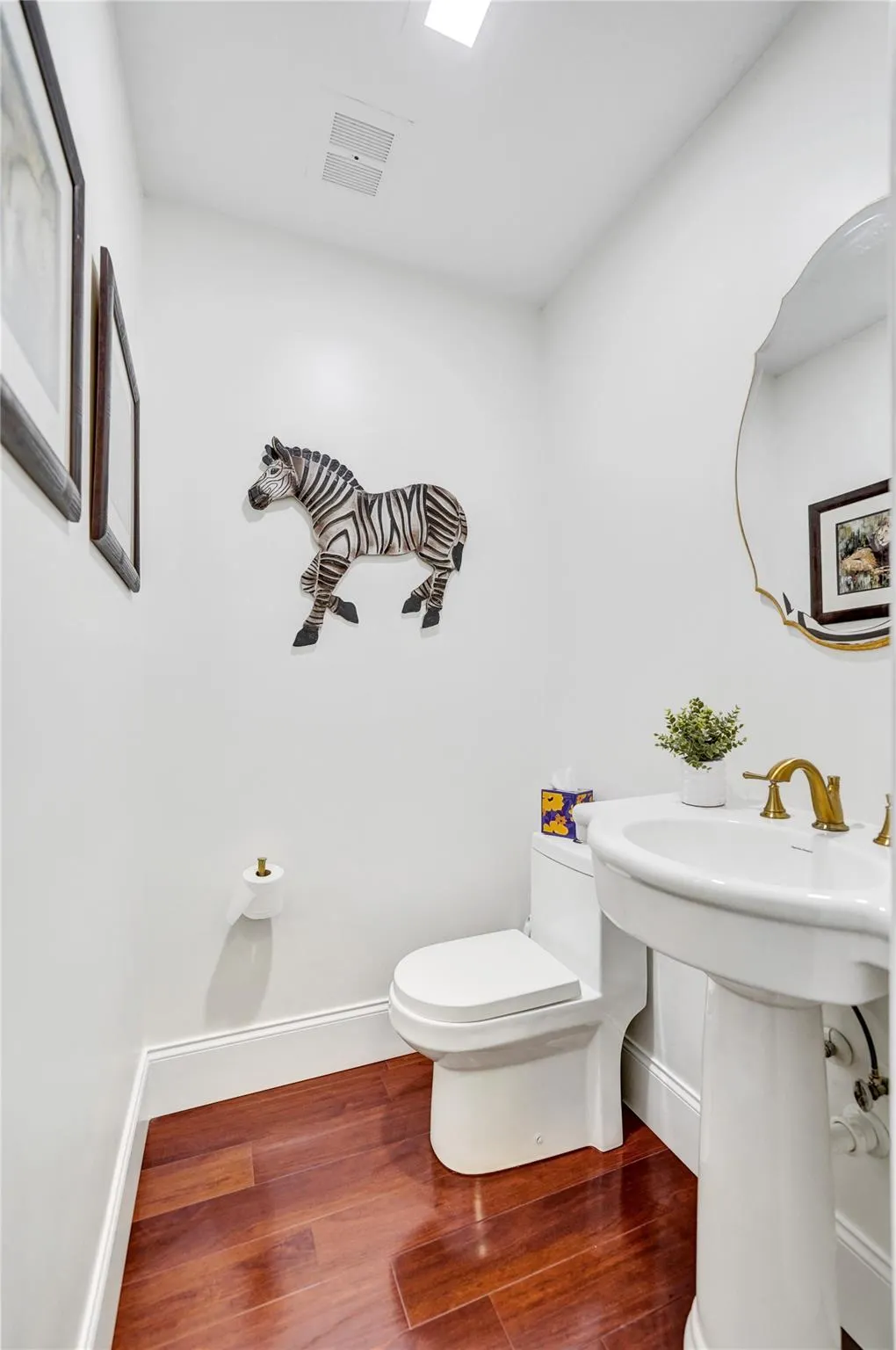 4711 Bayview Dr