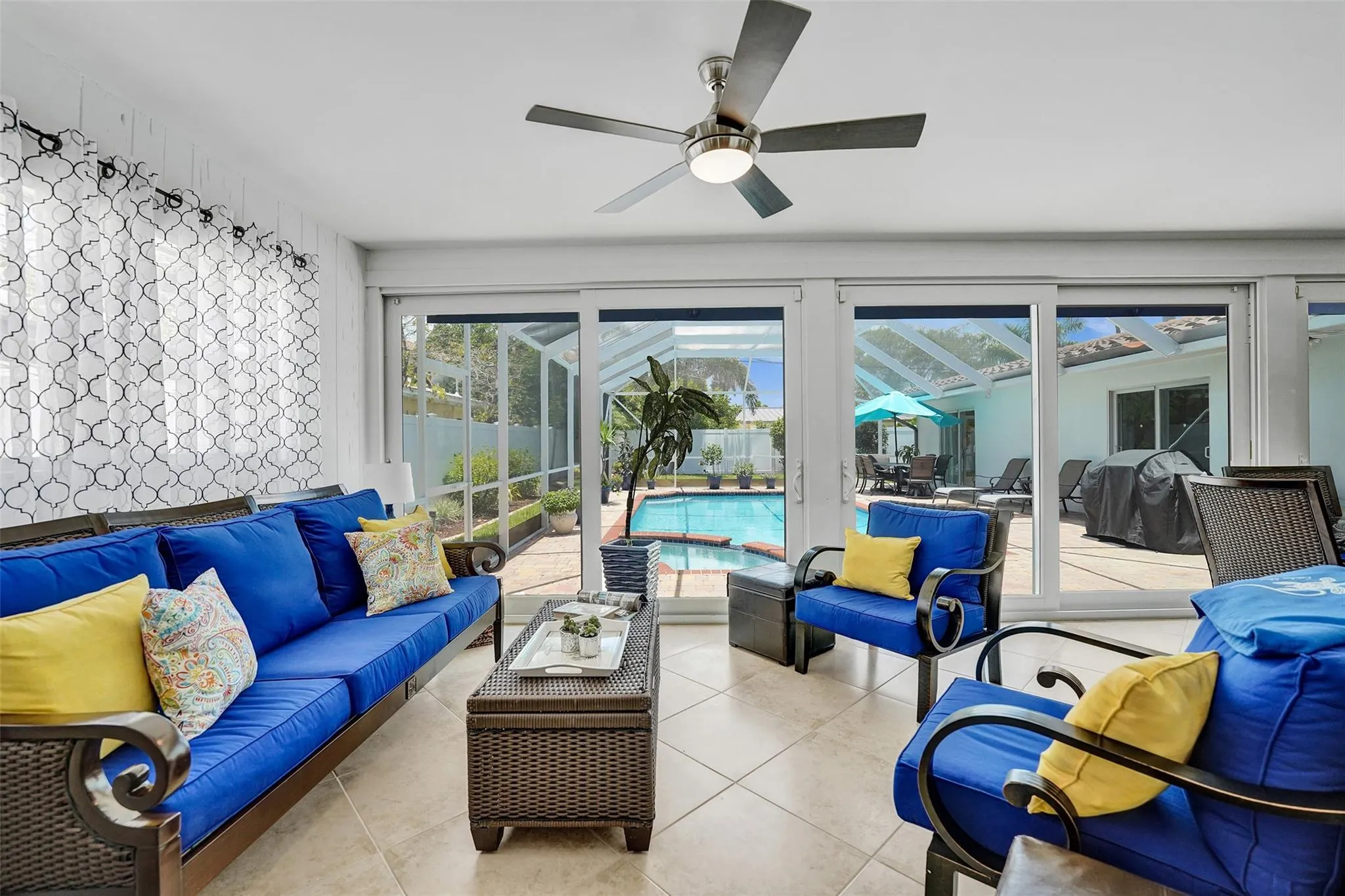 4711 Bayview Dr