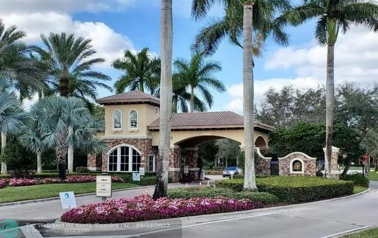 10980 NW 78th Pl