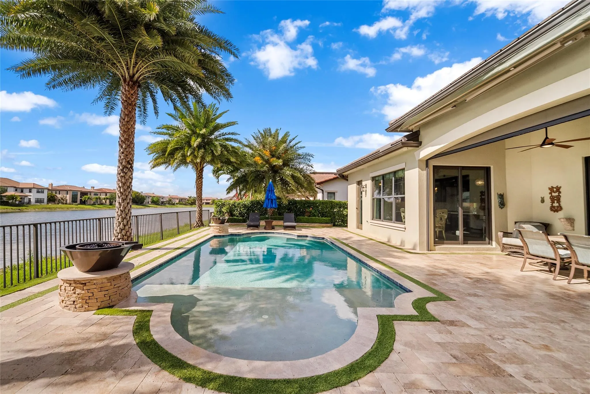 8825 Watercrest Cir E.