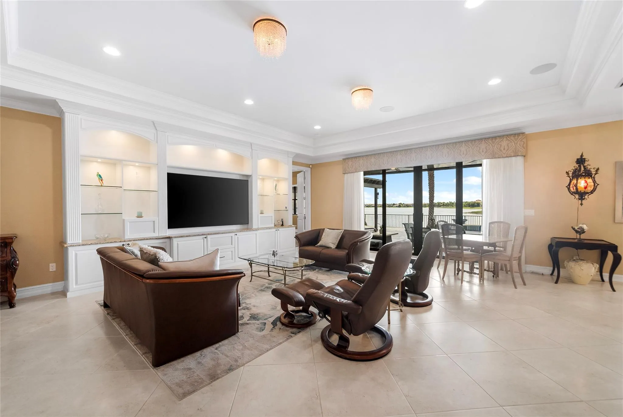 8825 Watercrest Cir E.