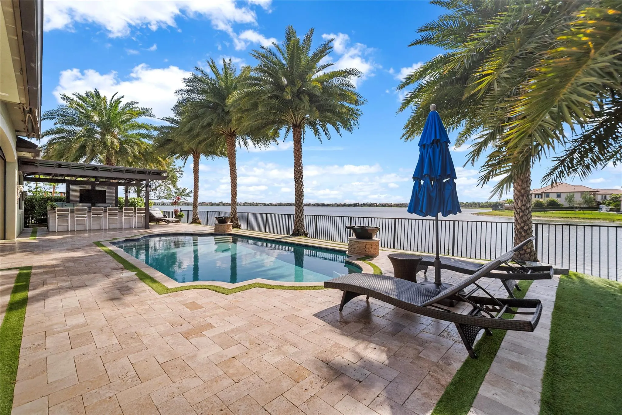 8825 Watercrest Cir E.