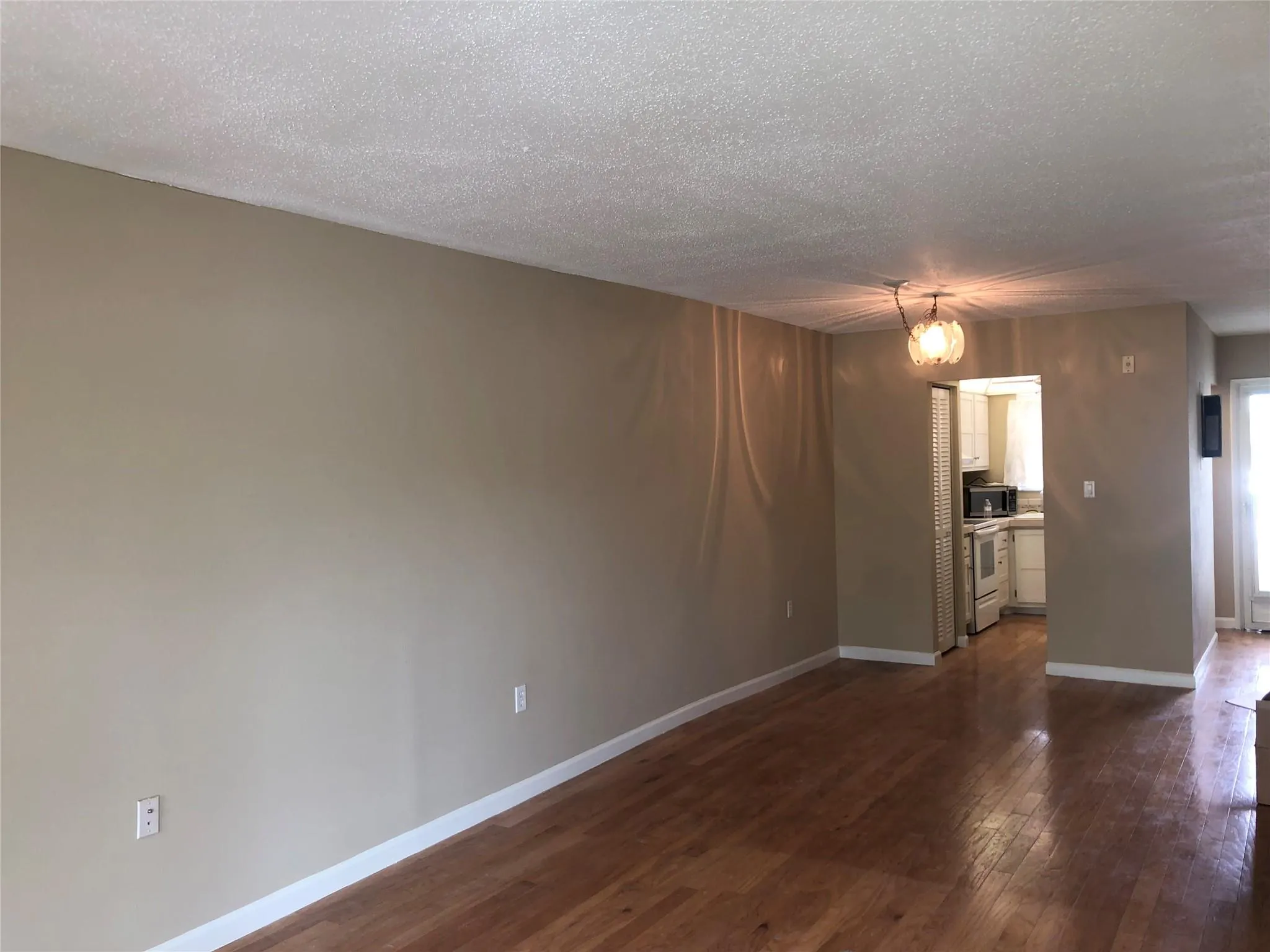 1100 Ponce De Leon Cir, #N301