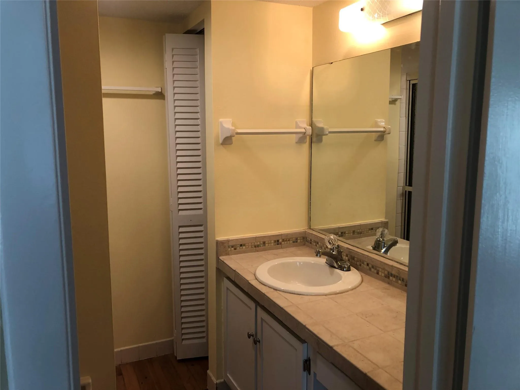 1100 Ponce De Leon Cir, #N301