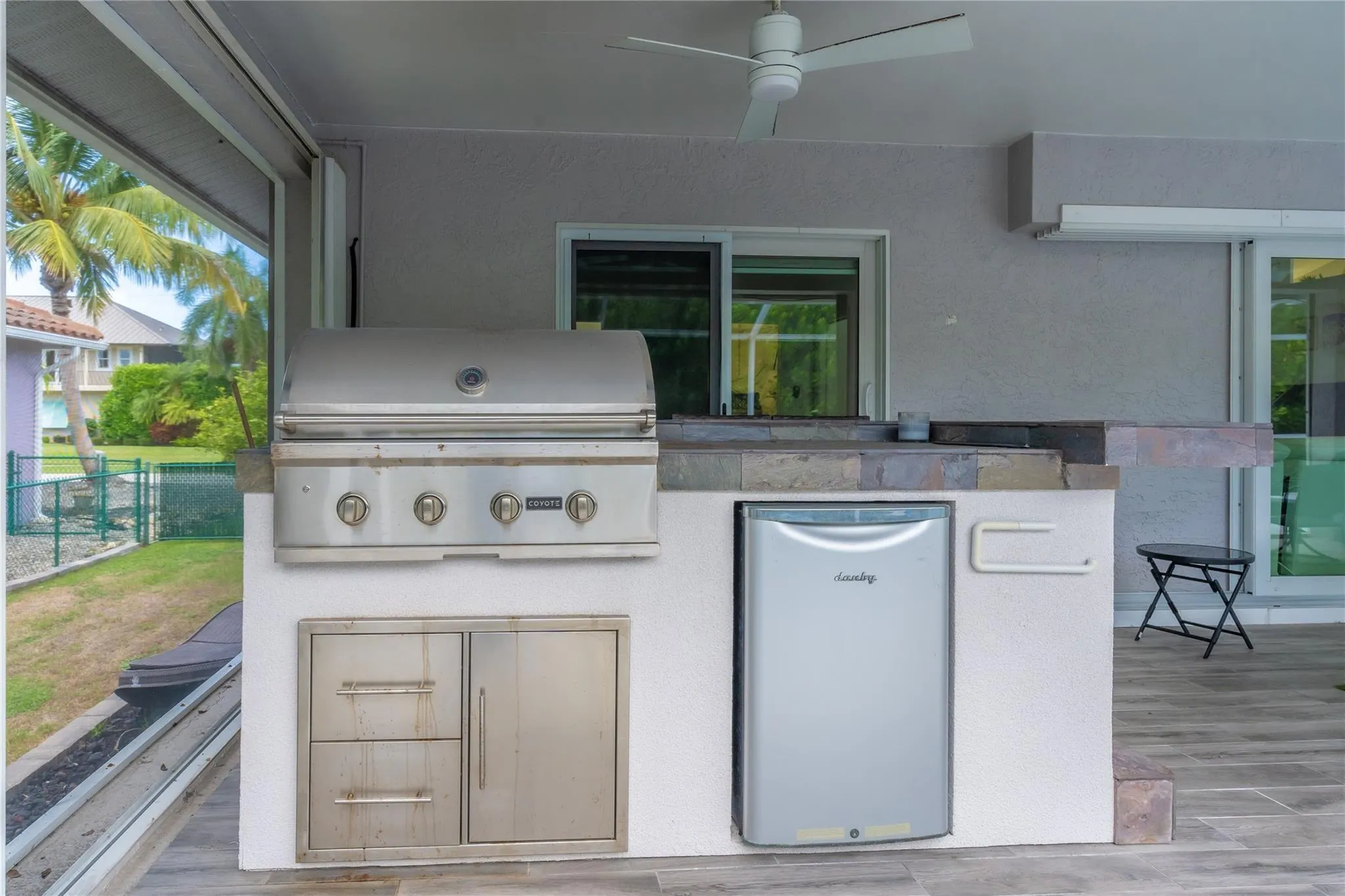201 S Bahama Ave