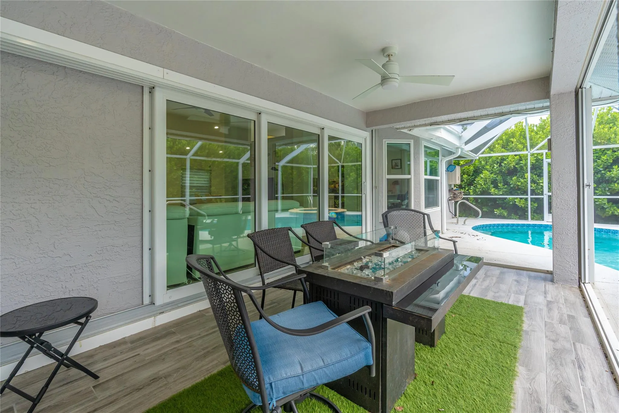 201 S Bahama Ave