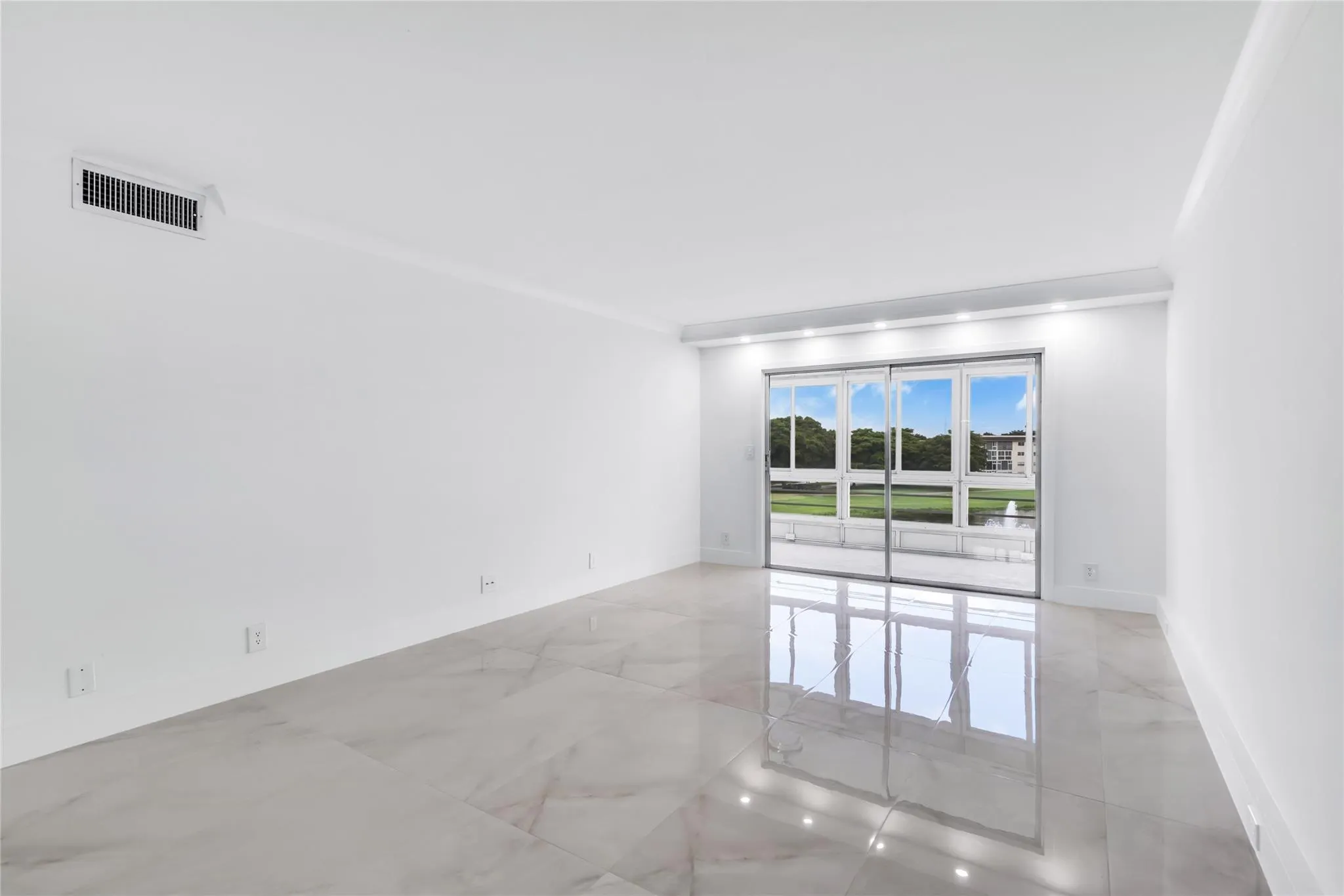 3204 Portofino Pt, #B4