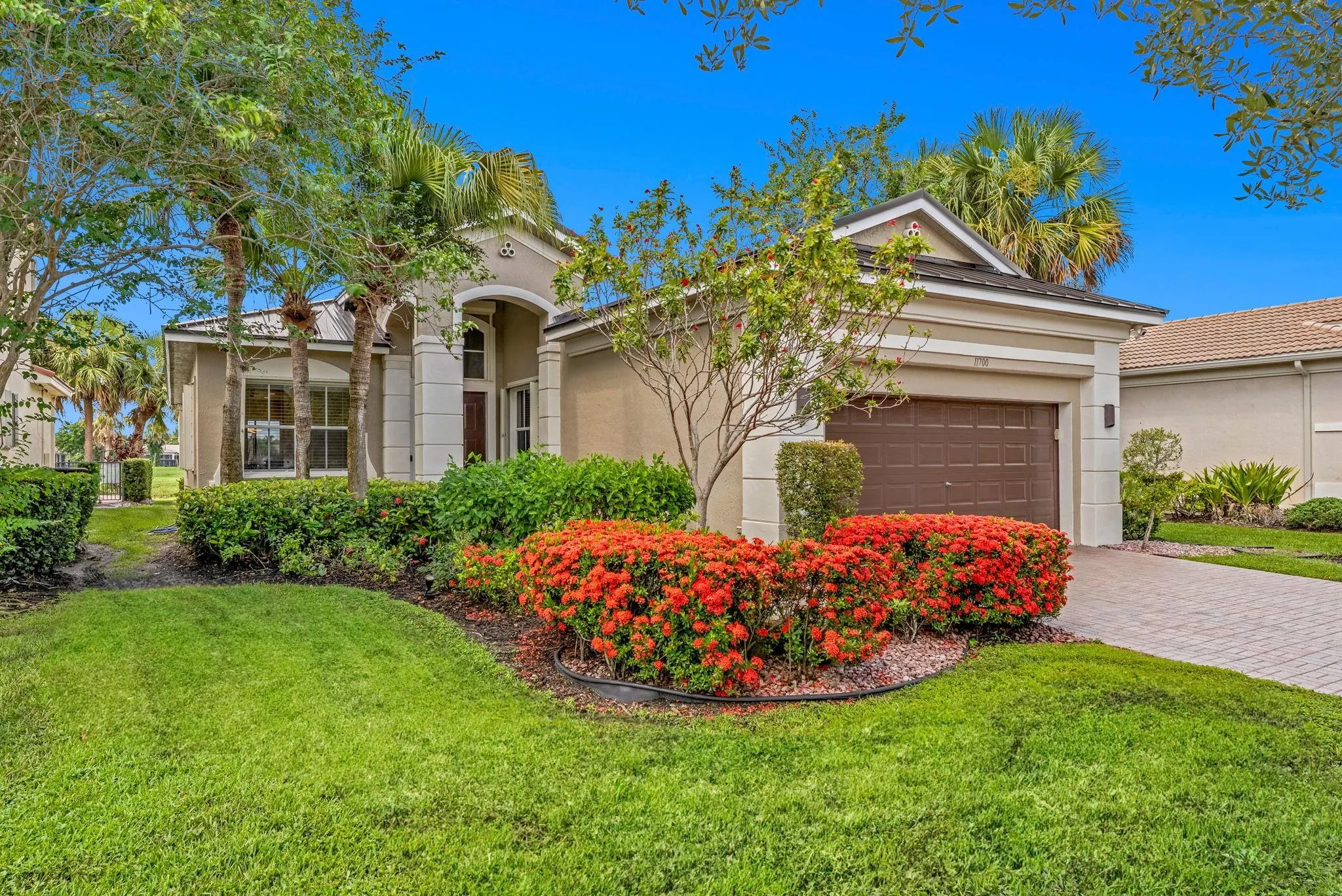 11700 NW 71st Pl
