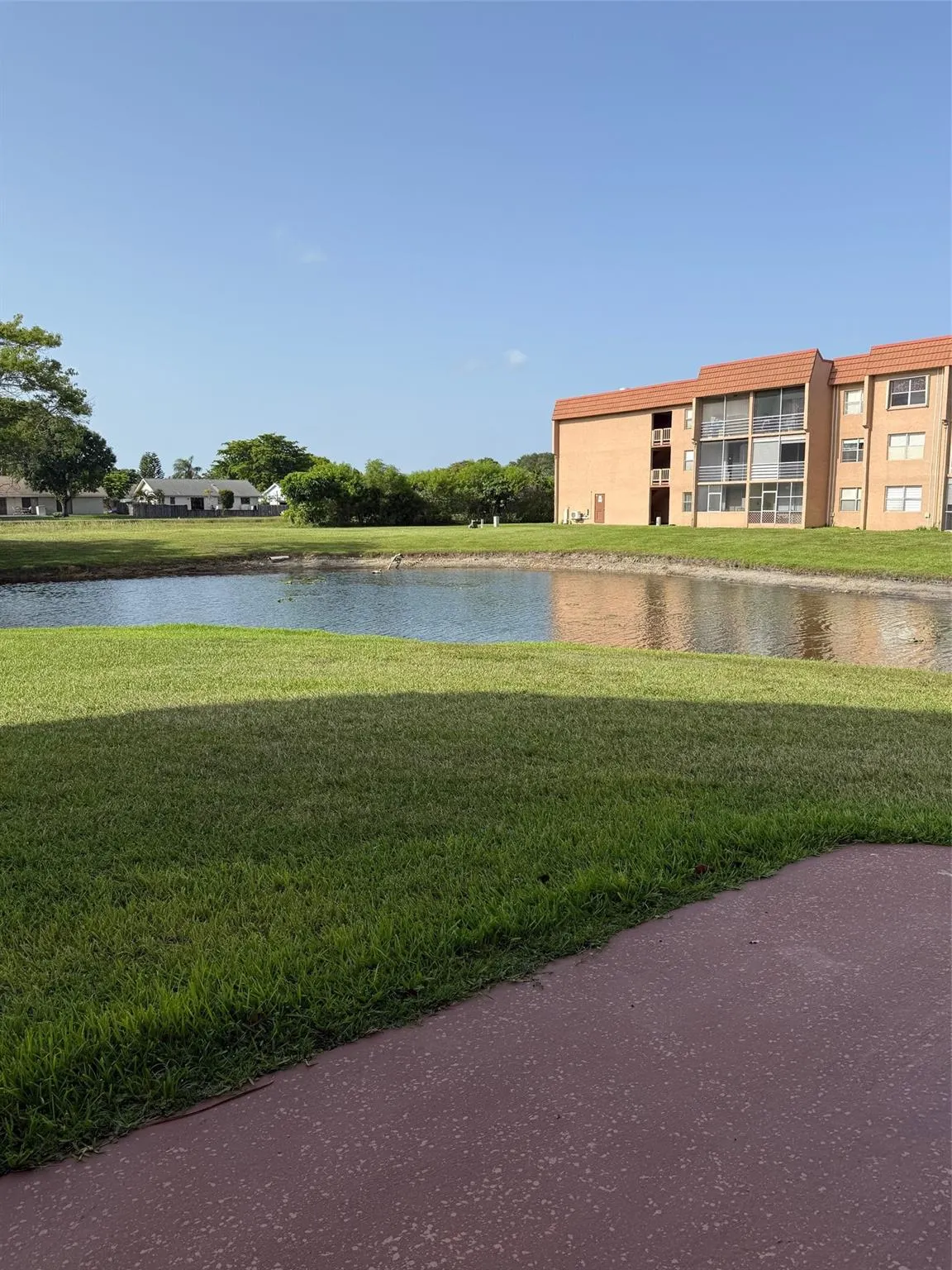 9881 Sunrise Lakes blvd, #106