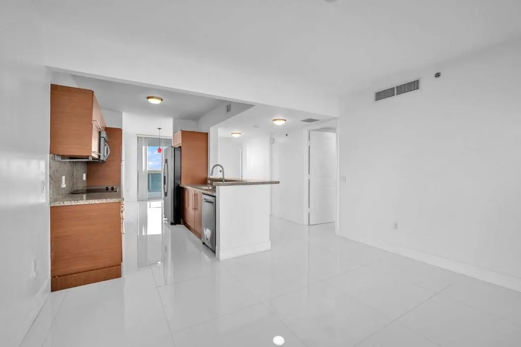 2641 N Flamingo Rd, #1608N