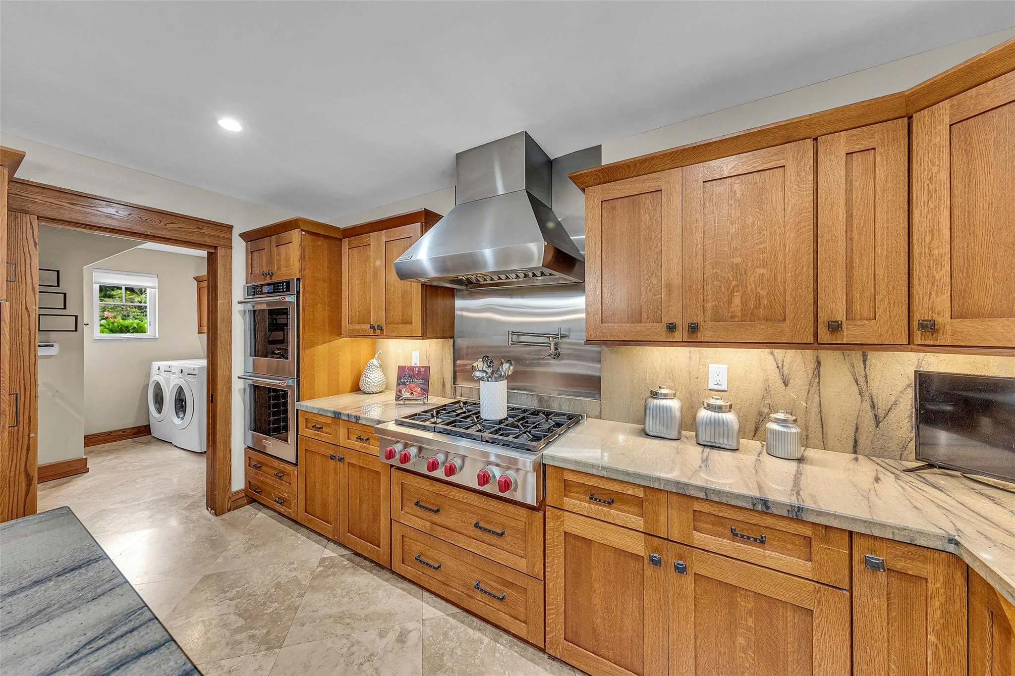 701 NW 24th St