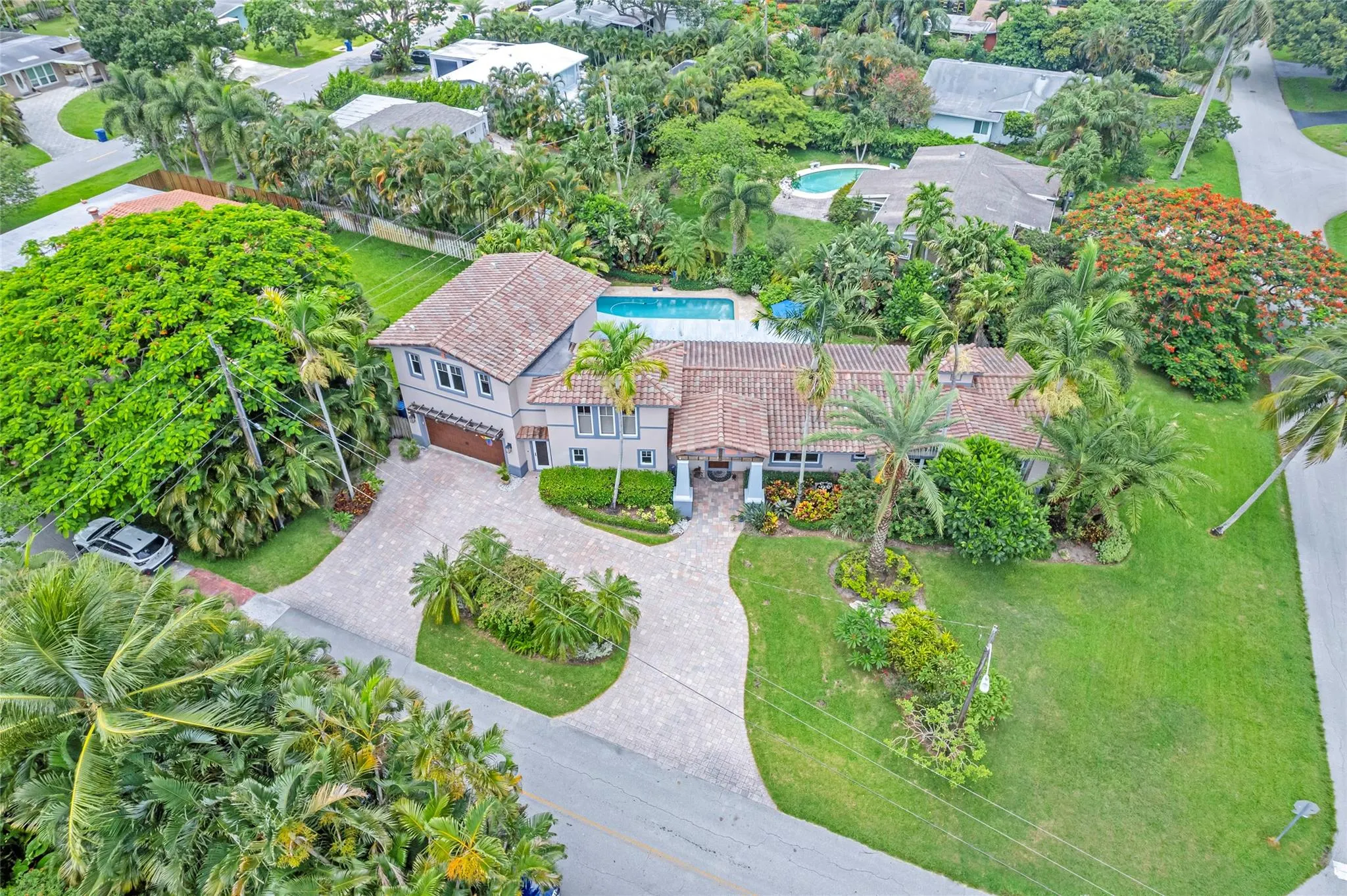 701 NW 24th St