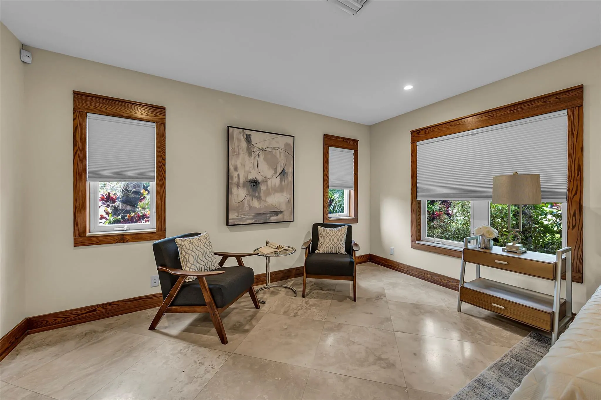 701 NW 24th St