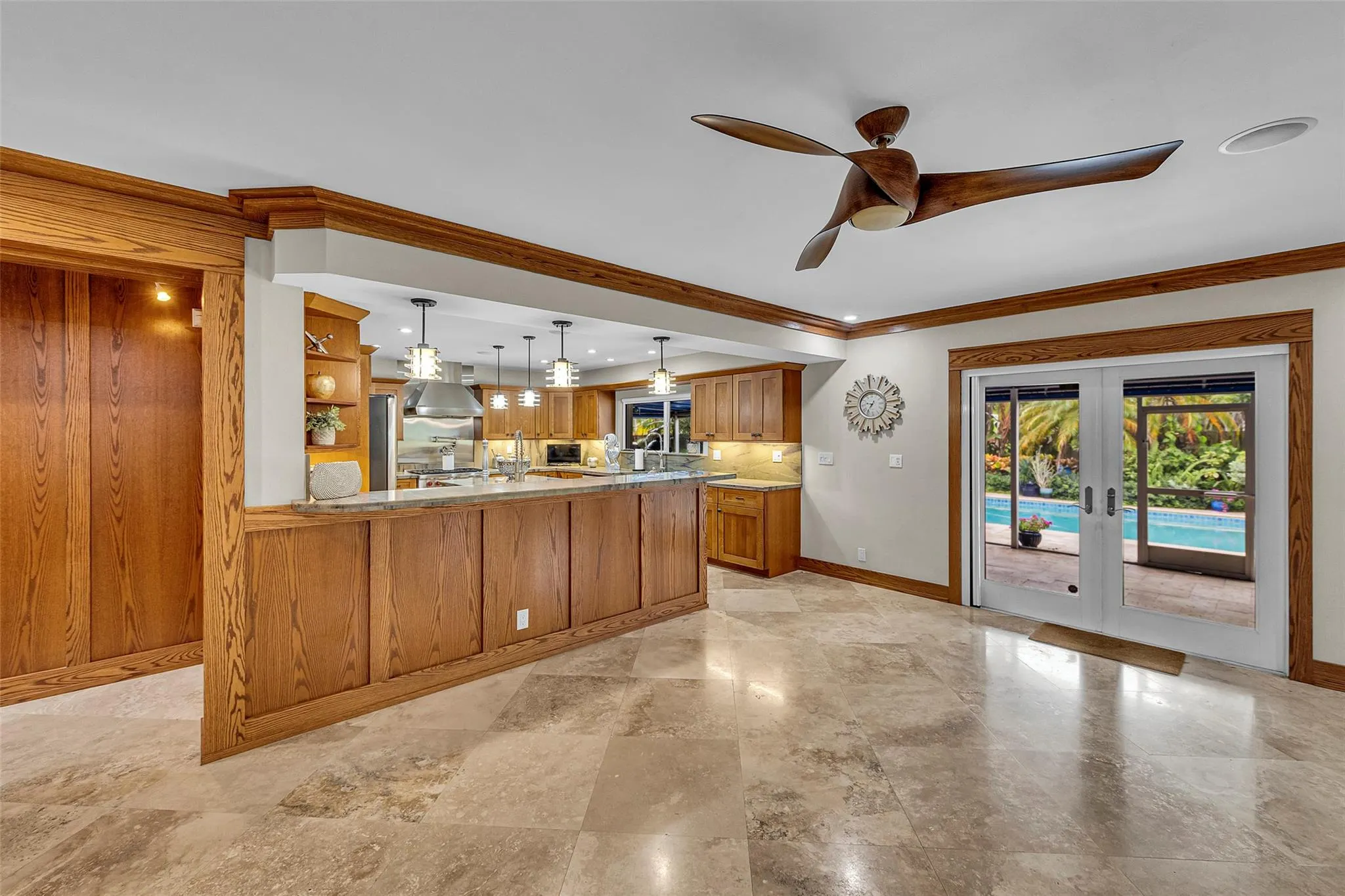 701 NW 24th St