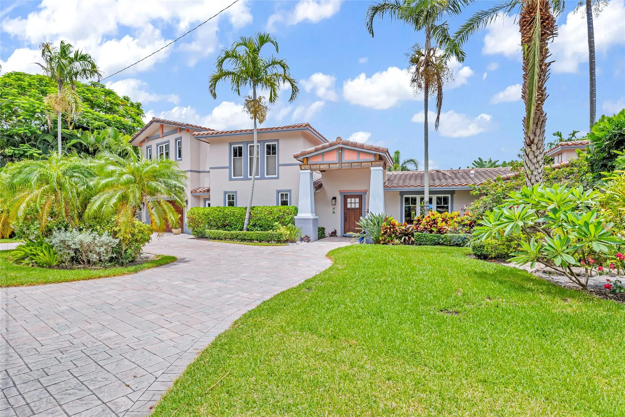 701 NW 24th St