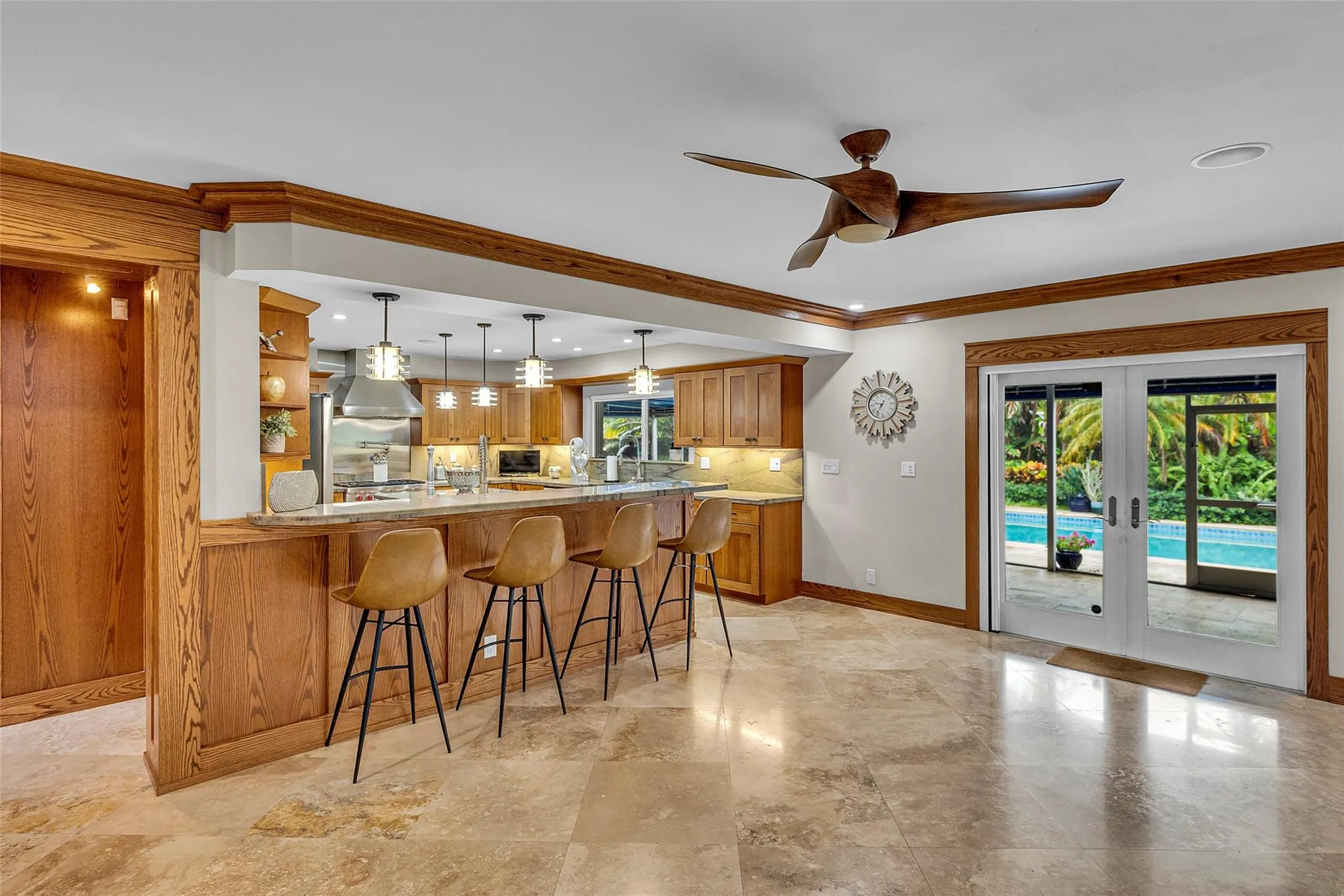 701 NW 24th St