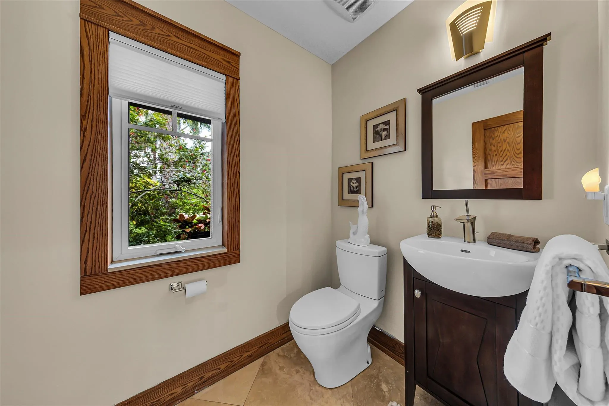 701 NW 24th St