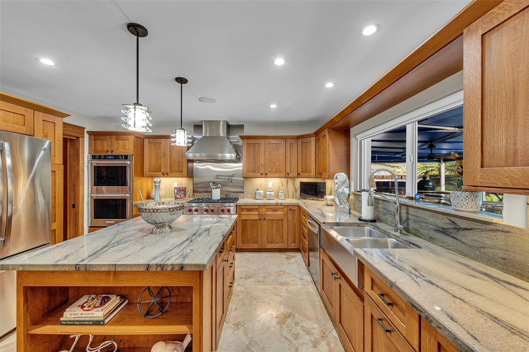 701 NW 24th St