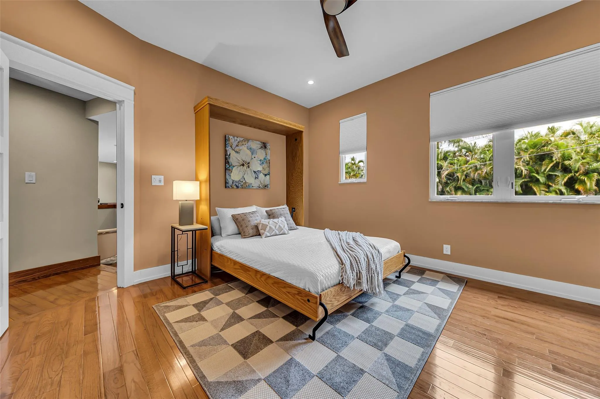 701 NW 24th St