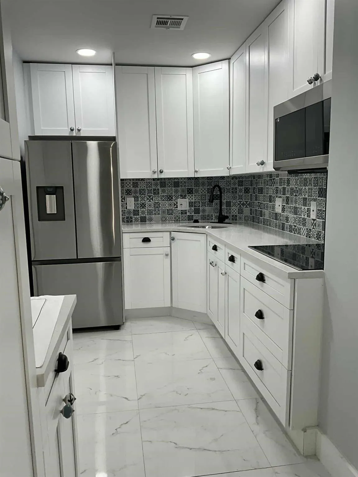 649 W Oakland Park Blvd, #211-A