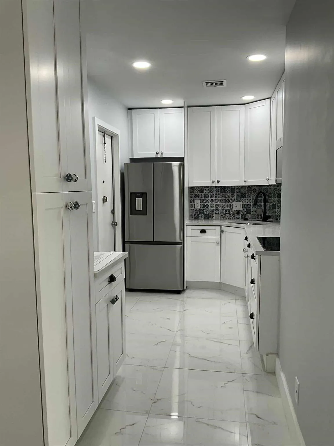 649 W Oakland Park Blvd, #211-A