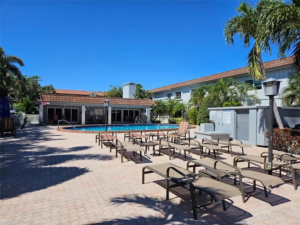 649 W Oakland Park Blvd, #211-A