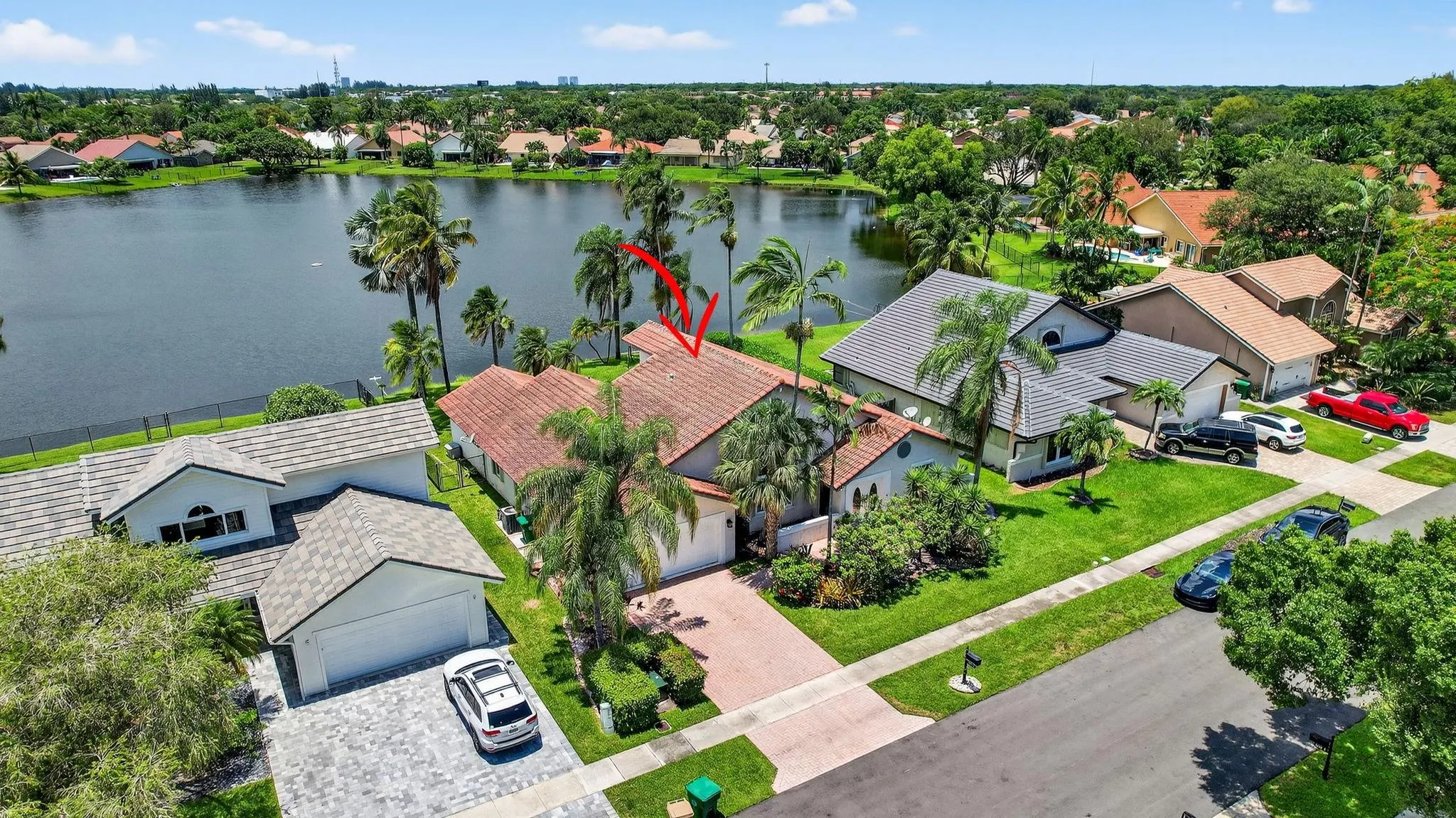 1661 E Oak Knoll Cir
