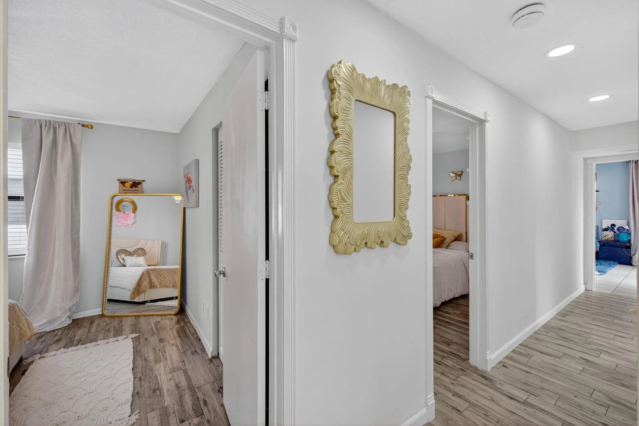 1661 E Oak Knoll Cir