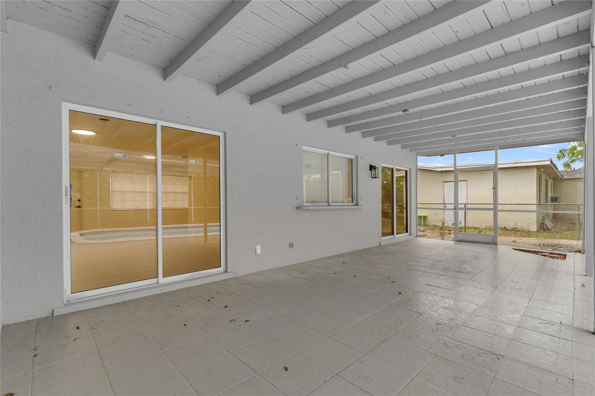 5970 NW 15th St