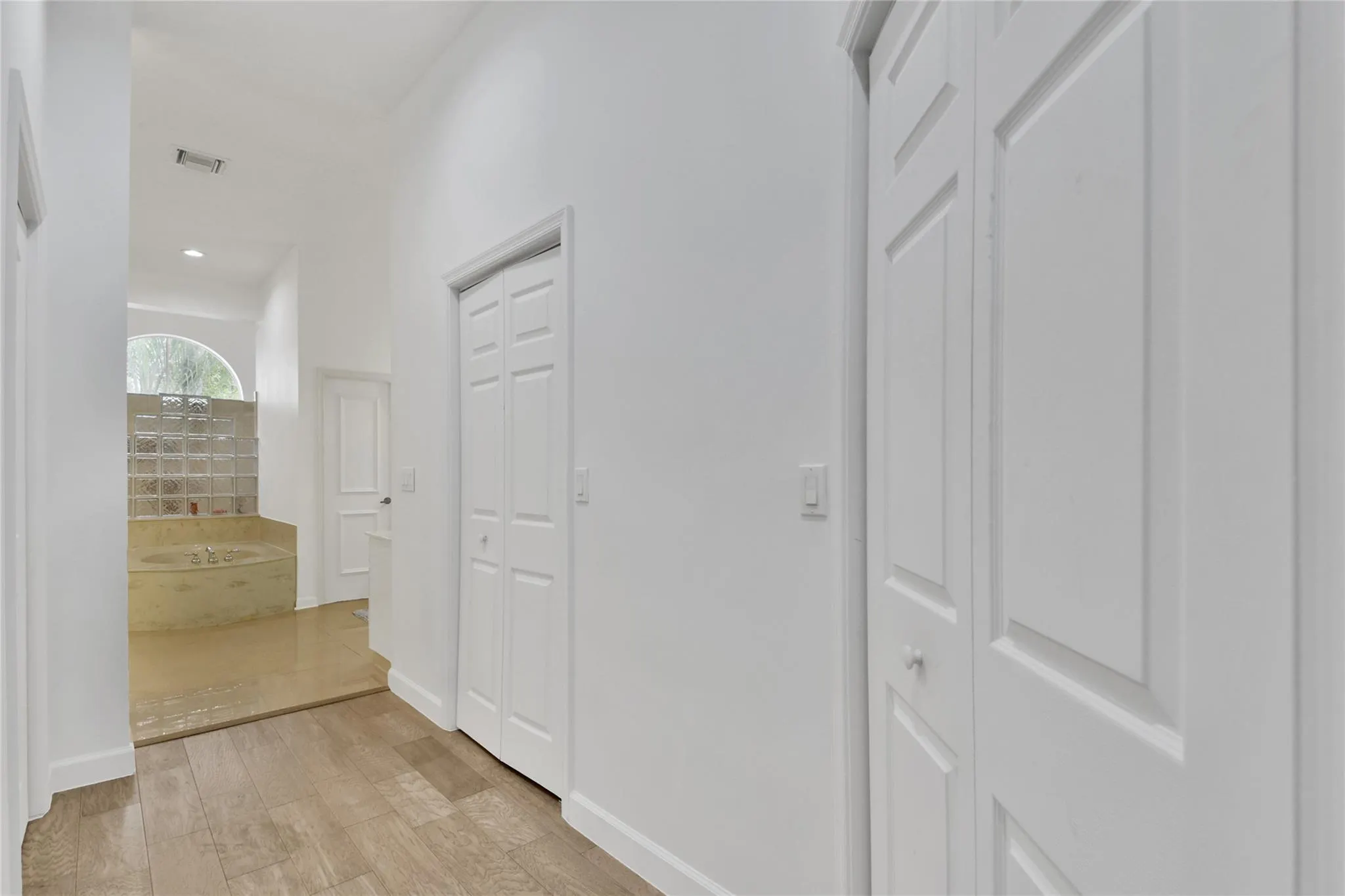 2965 Wentworth