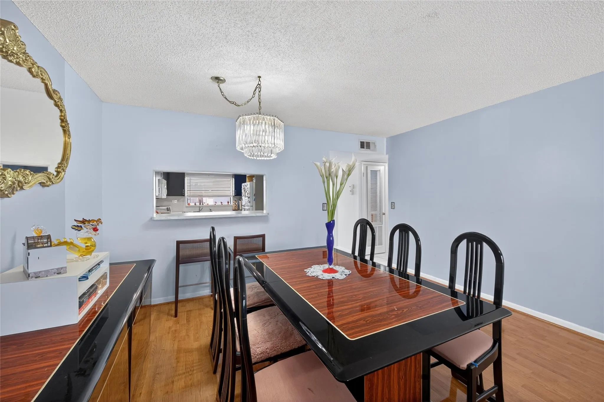 10145 Sunrise Lakes Blvd, #406