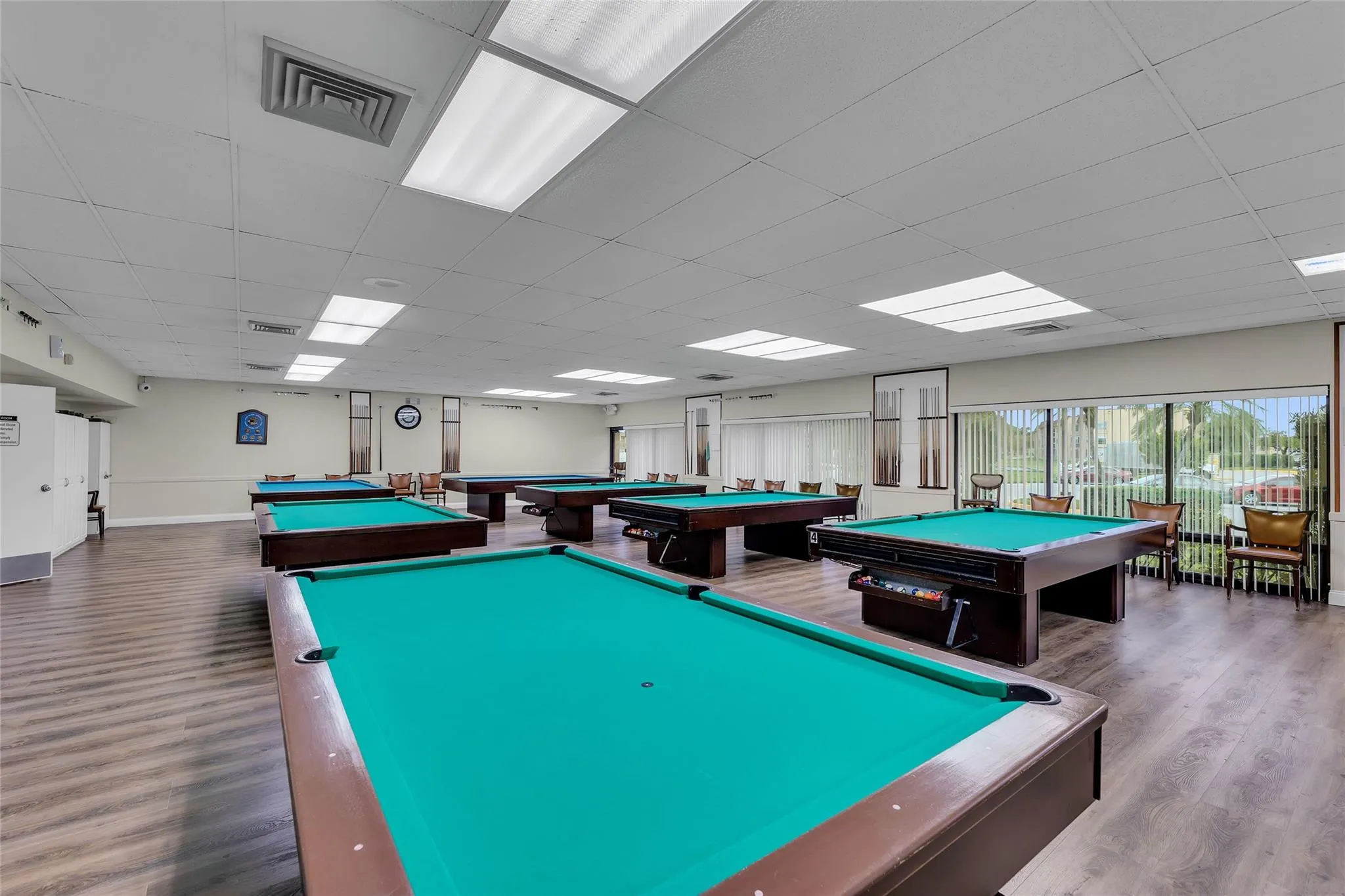 10145 Sunrise Lakes Blvd, #406