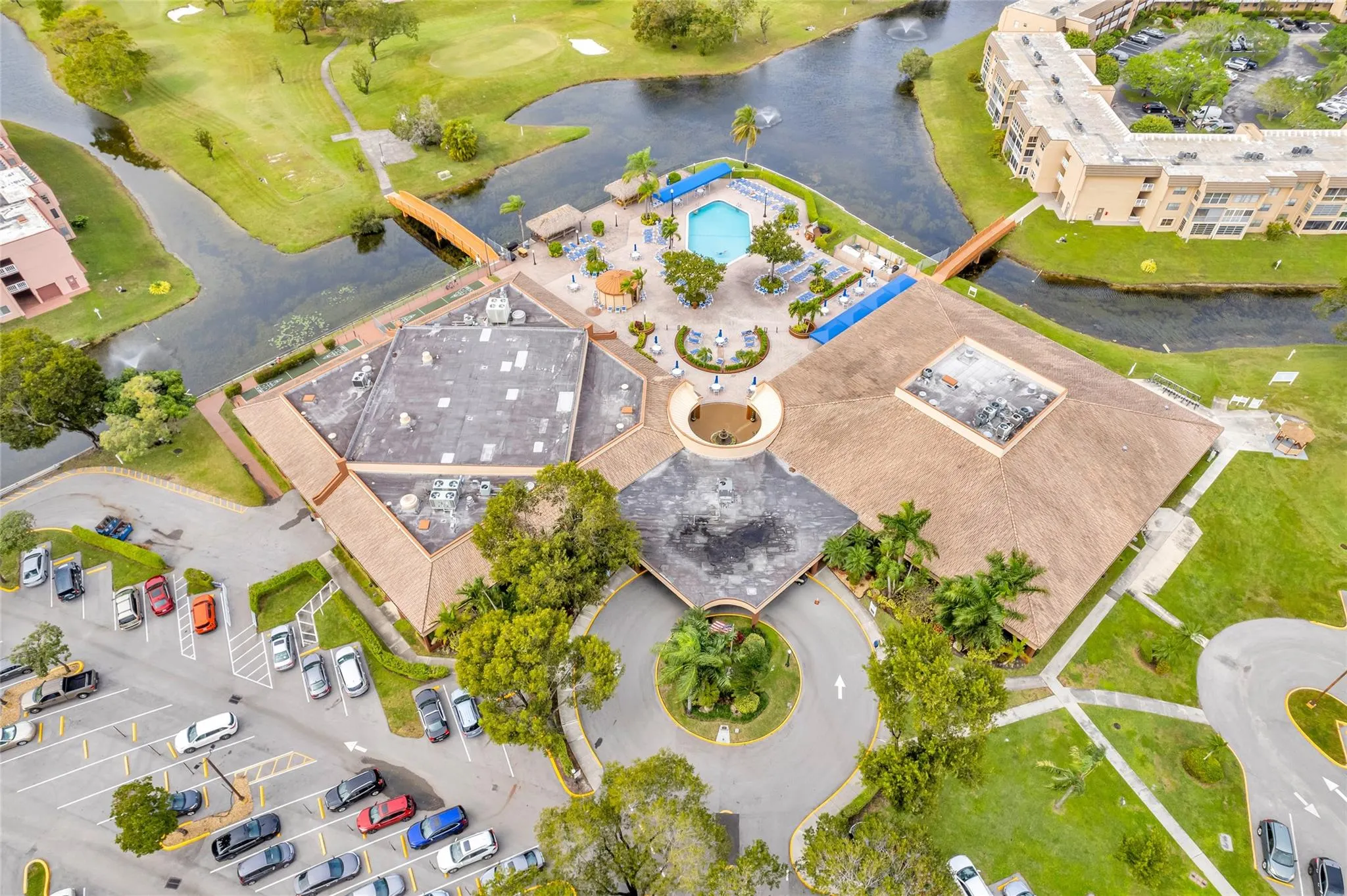 10145 Sunrise Lakes Blvd, #406