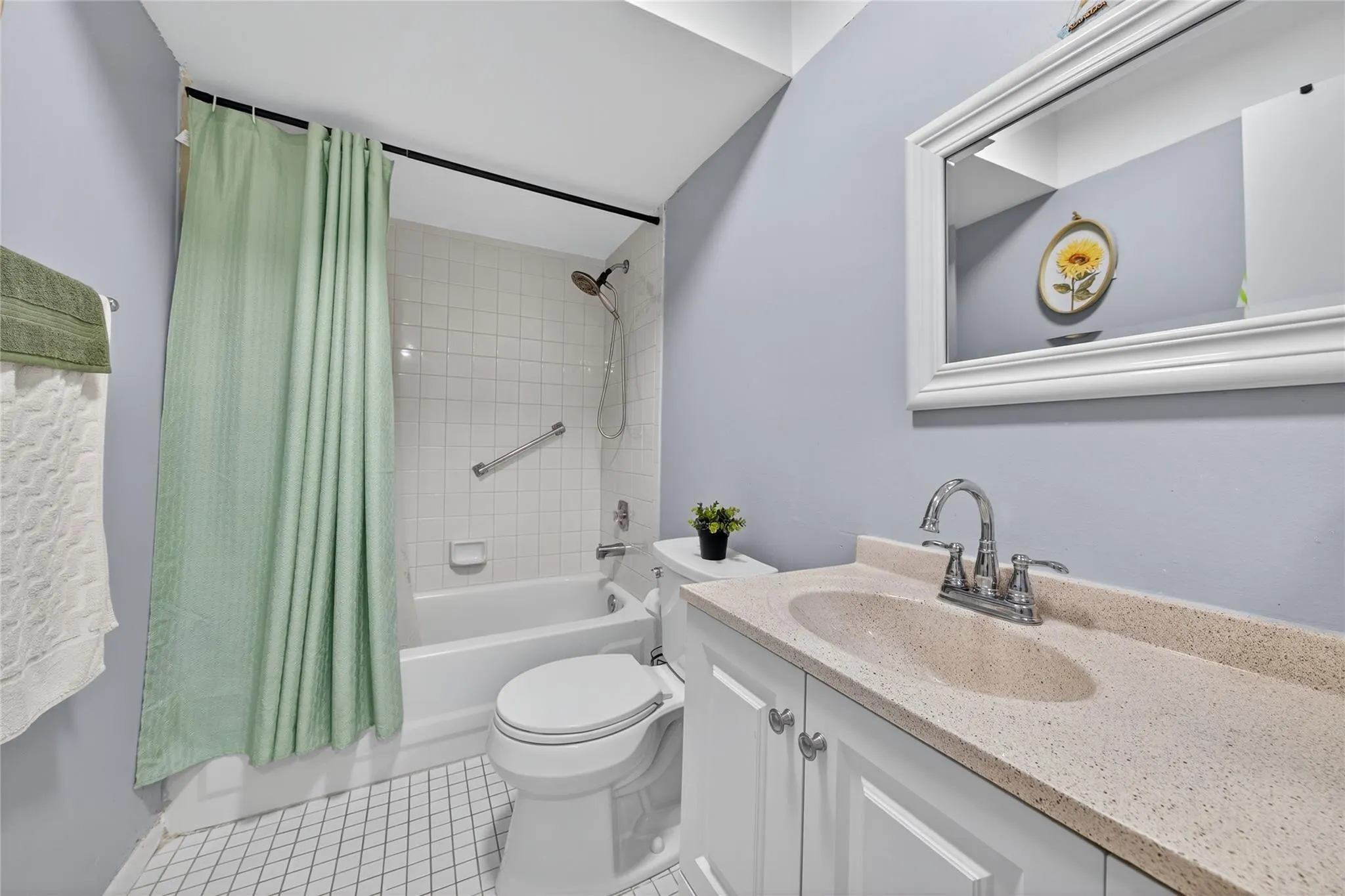 10145 Sunrise Lakes Blvd, #406