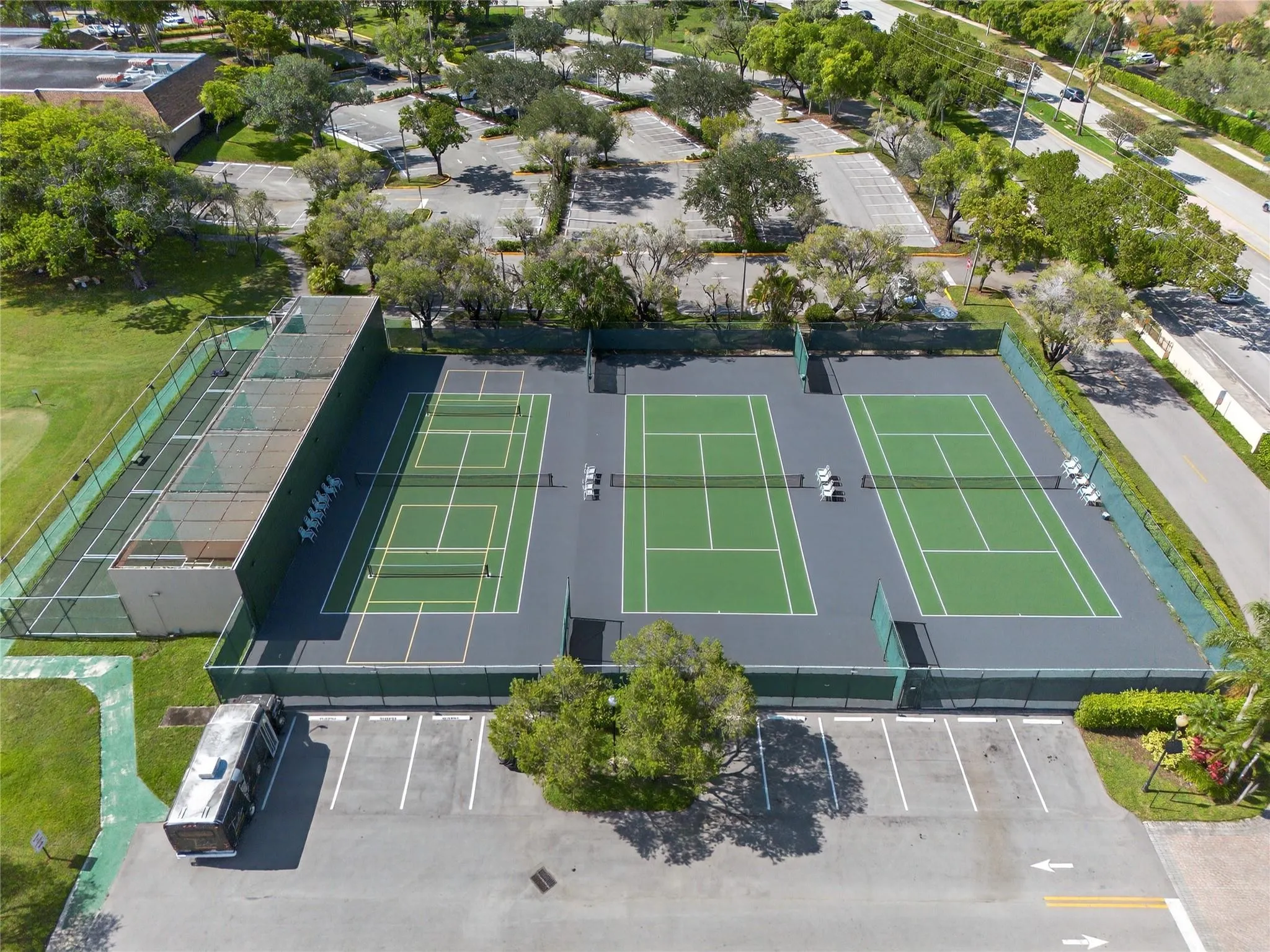 10145 Sunrise Lakes Blvd, #406