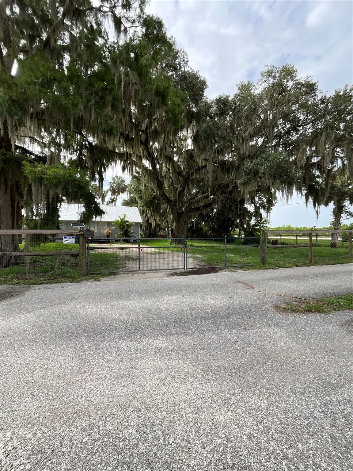 11793 US Highway 441