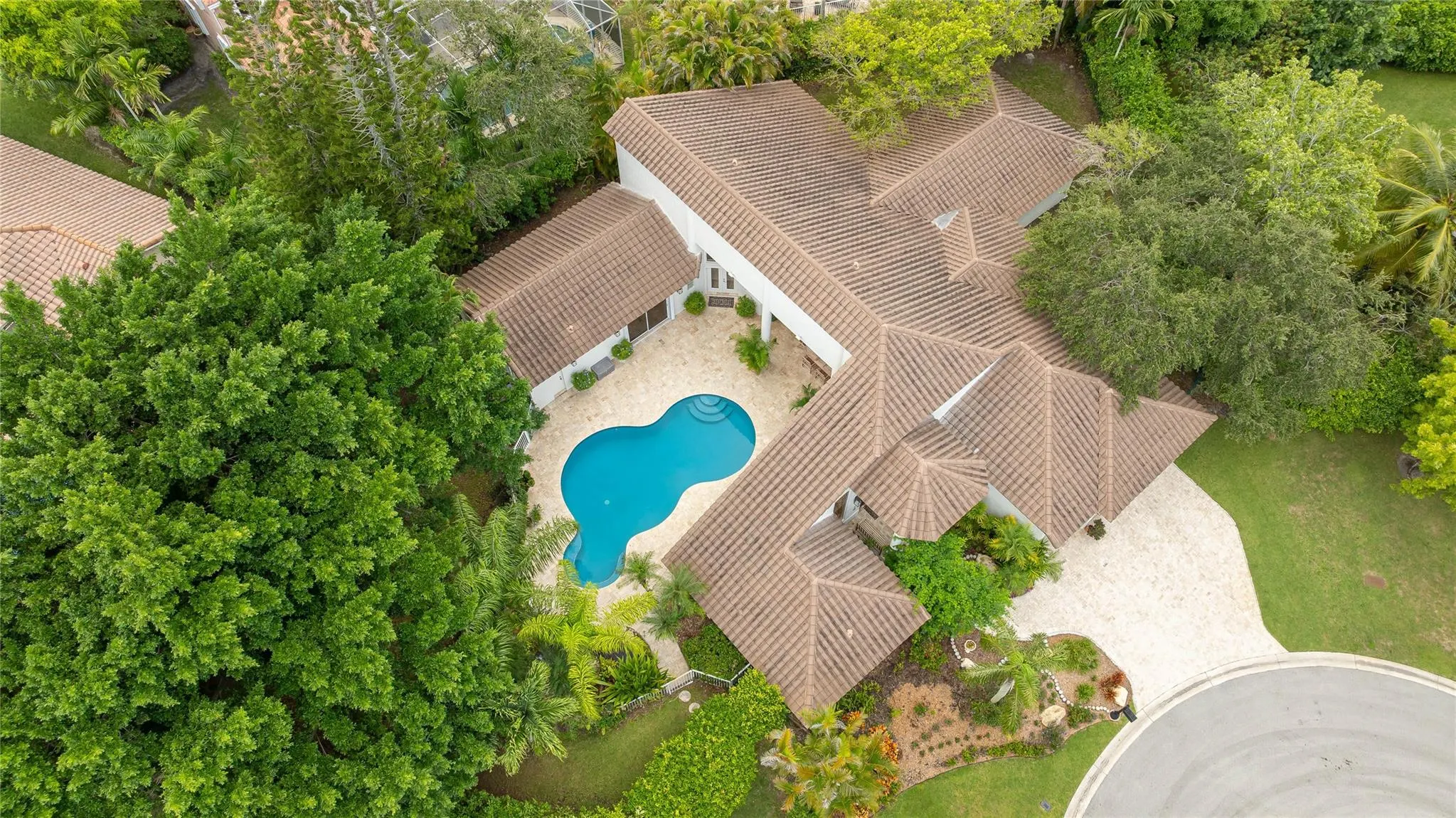 9690 NW 59th Ct