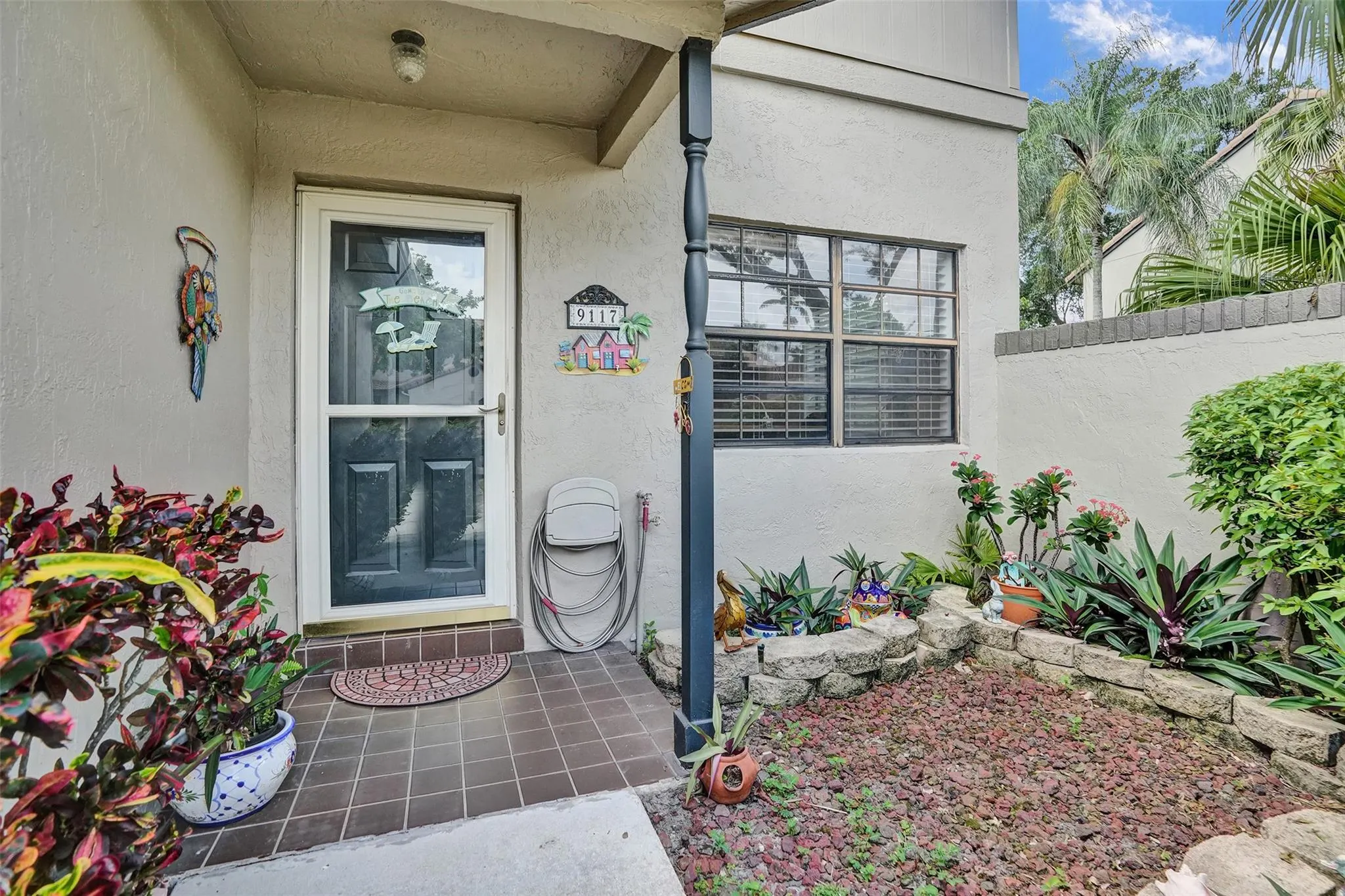 9117 Vineyard Lake Dr