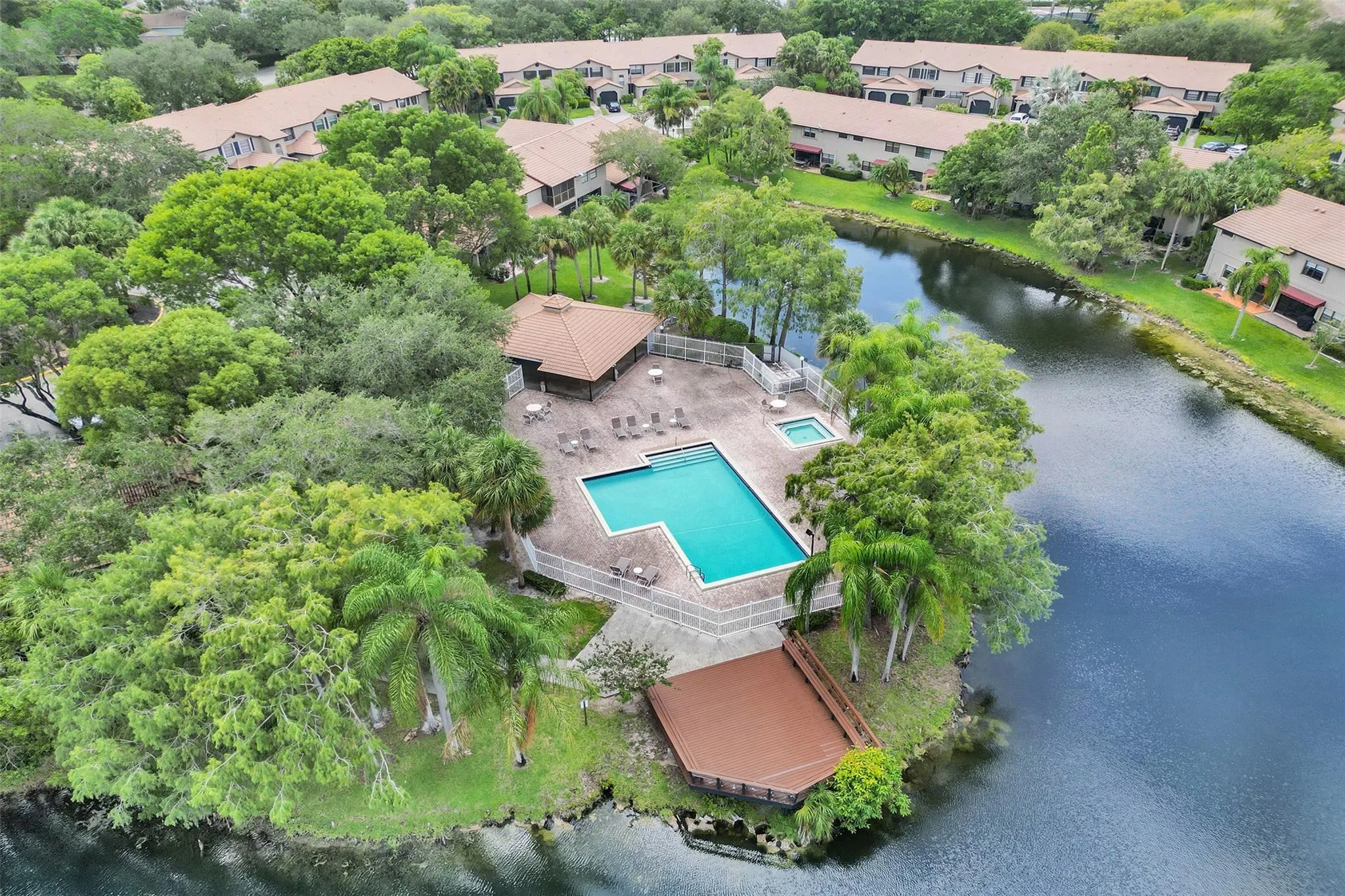 9117 Vineyard Lake Dr