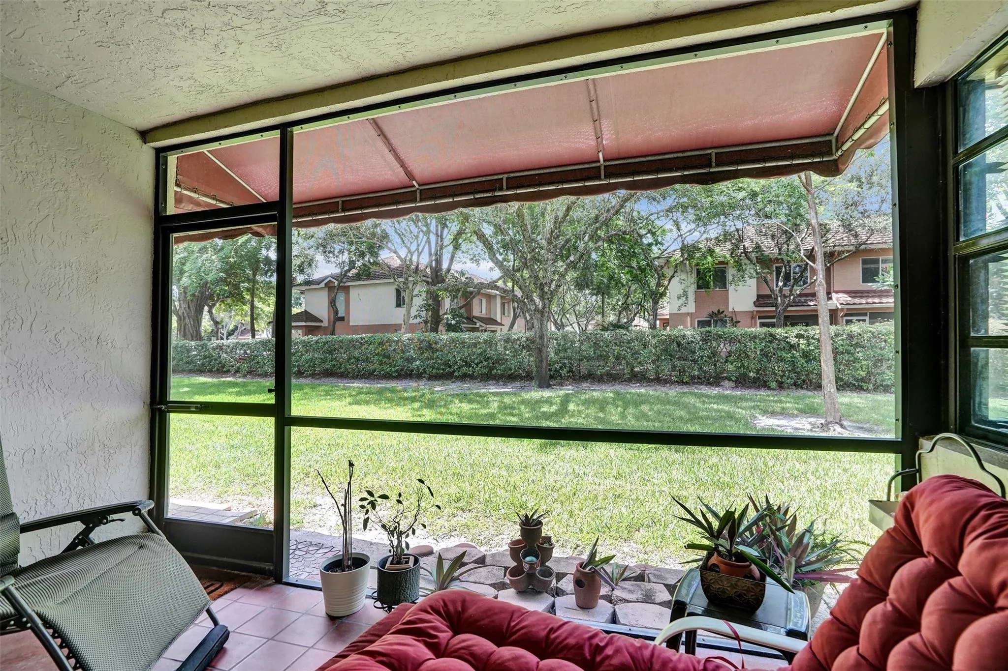 9117 Vineyard Lake Dr