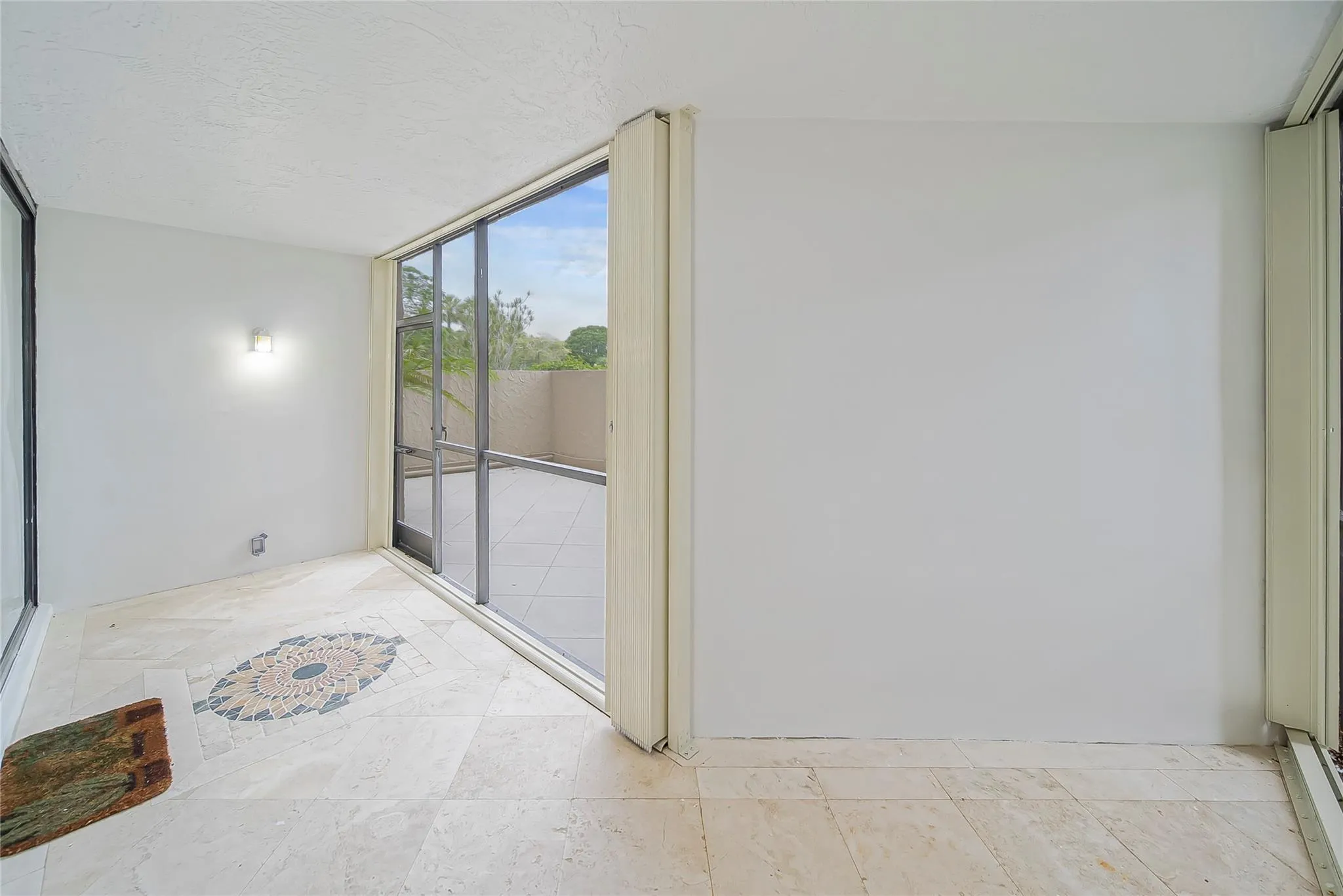 16300 Golf Club Rd, #114