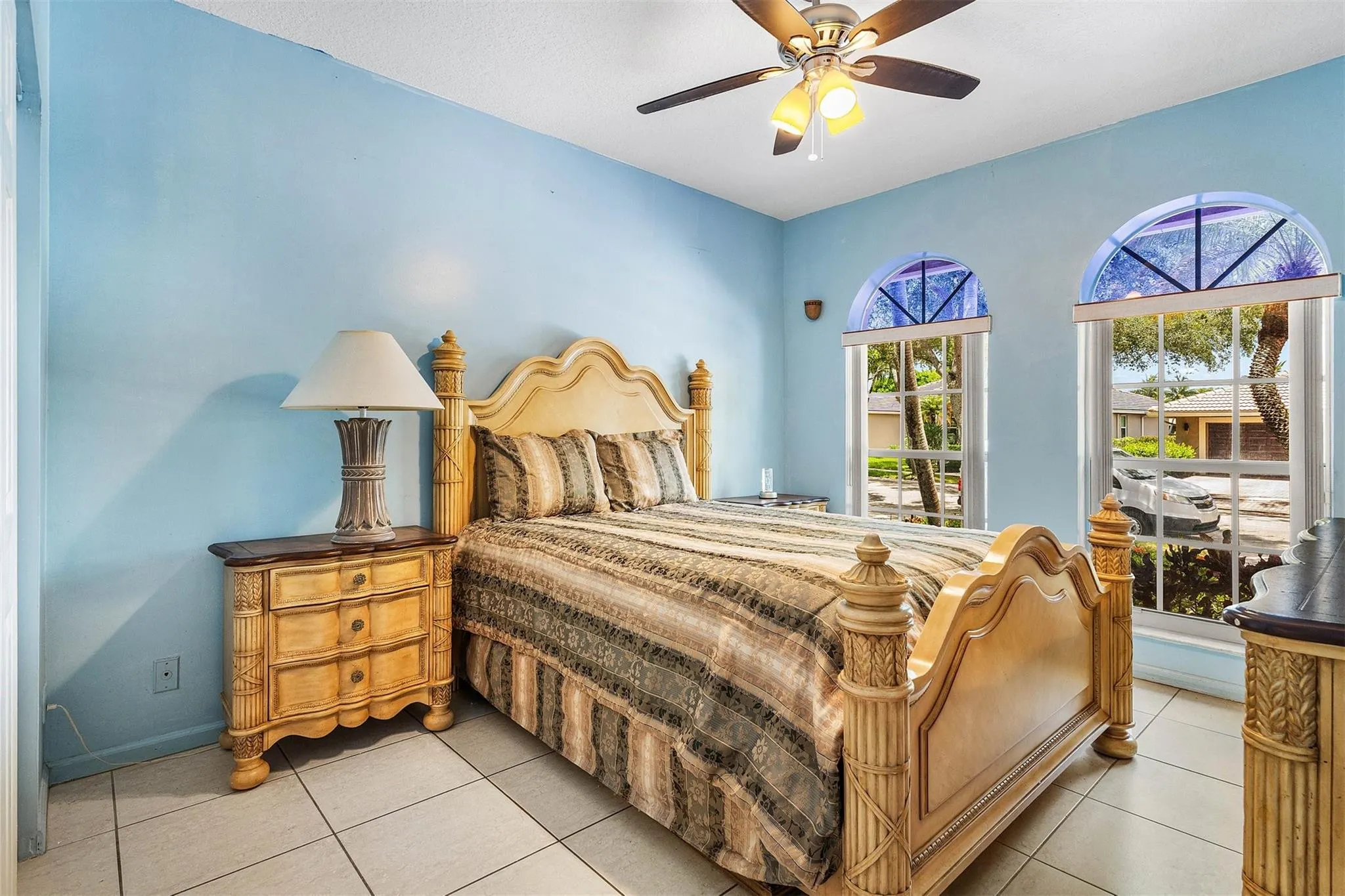 3852 Oak Ridge Cir